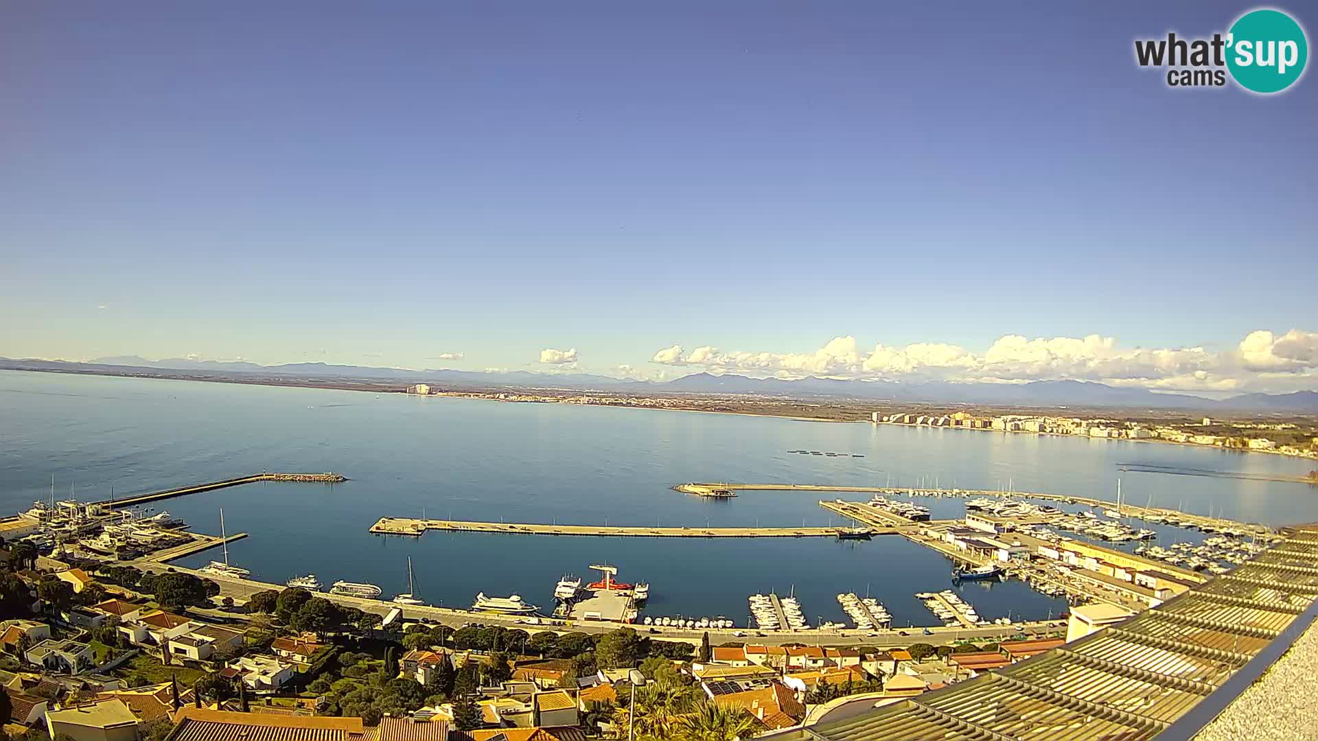 Livecam Hafen Roses –  Fischereihafen und die Bucht