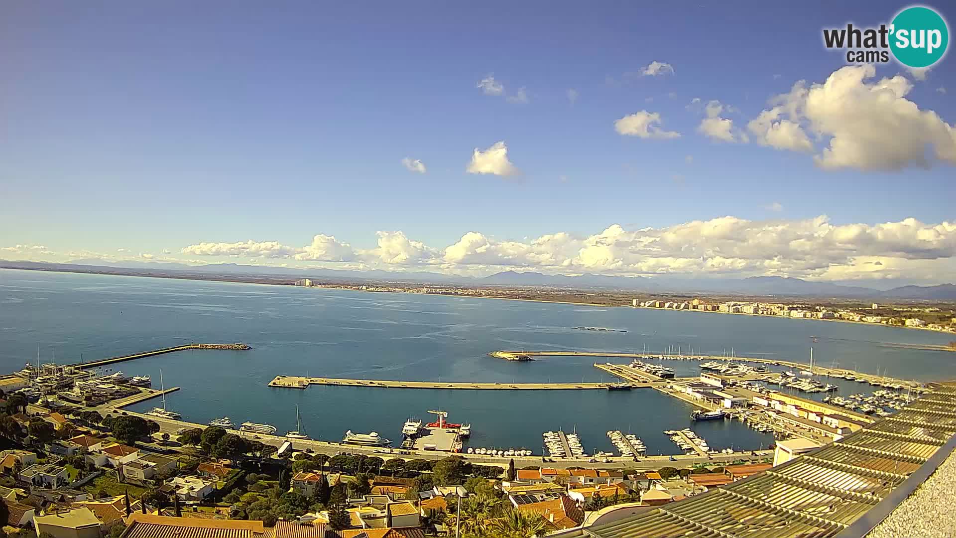 Livecam Hafen Roses –  Fischereihafen und die Bucht