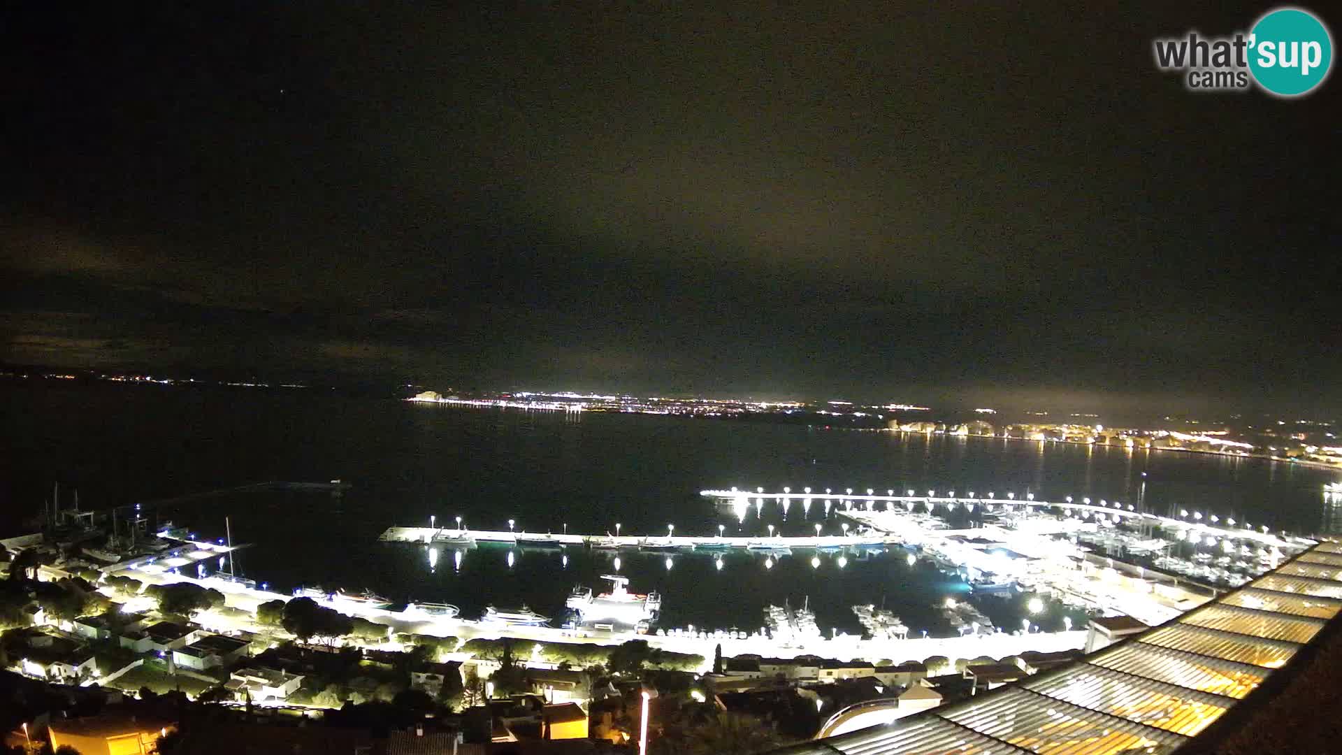 Livecam Hafen Roses –  Fischereihafen und die Bucht