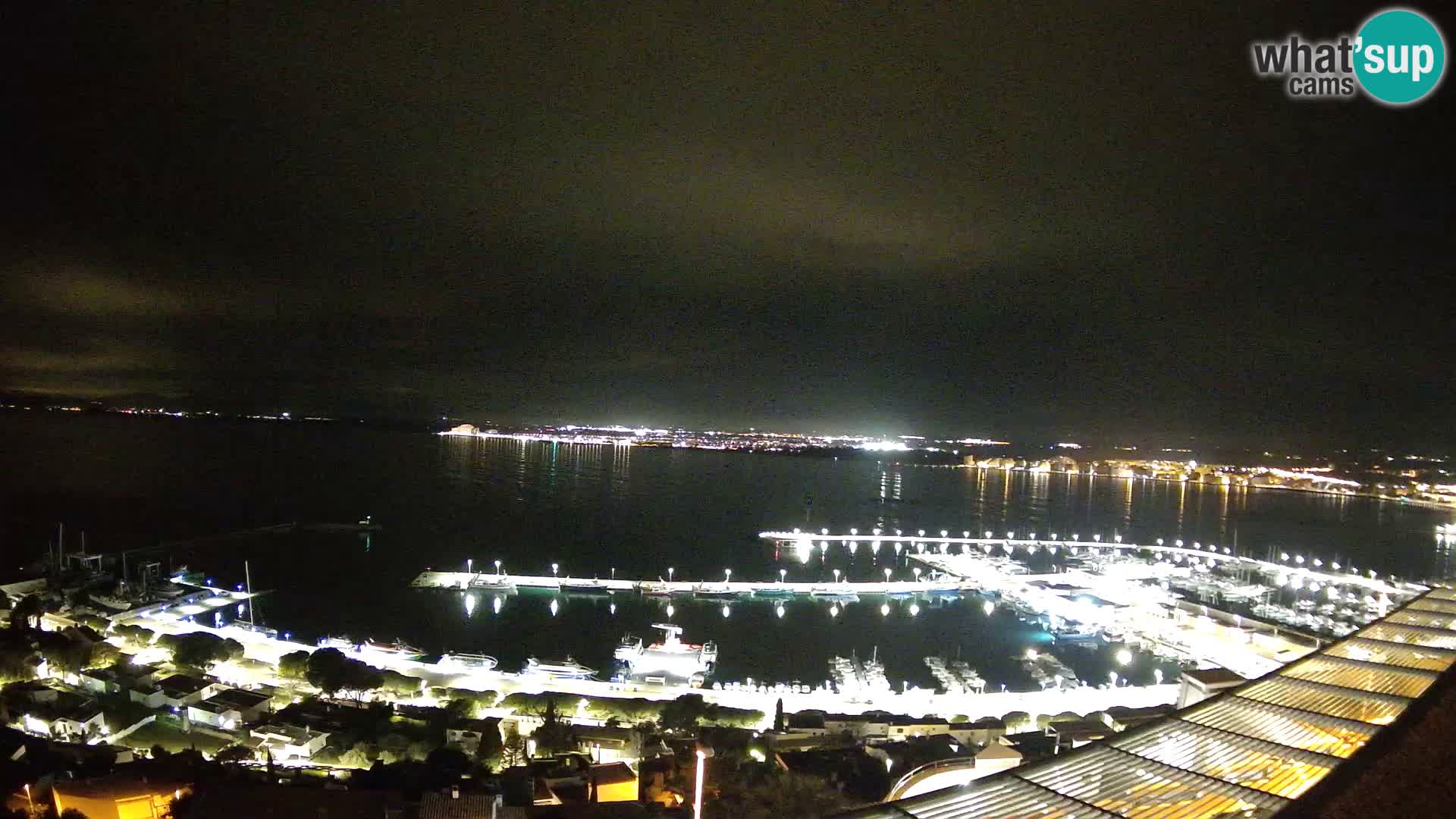 Livecam Hafen Roses –  Fischereihafen und die Bucht