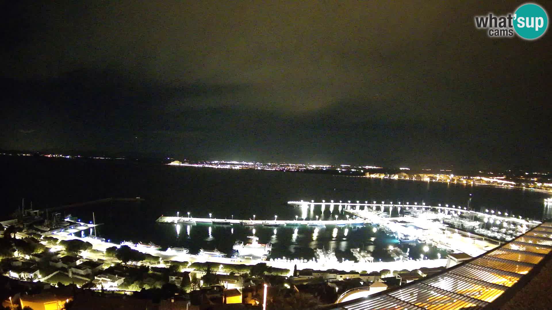 Roses – Ribiško pristanišče  in zaliv