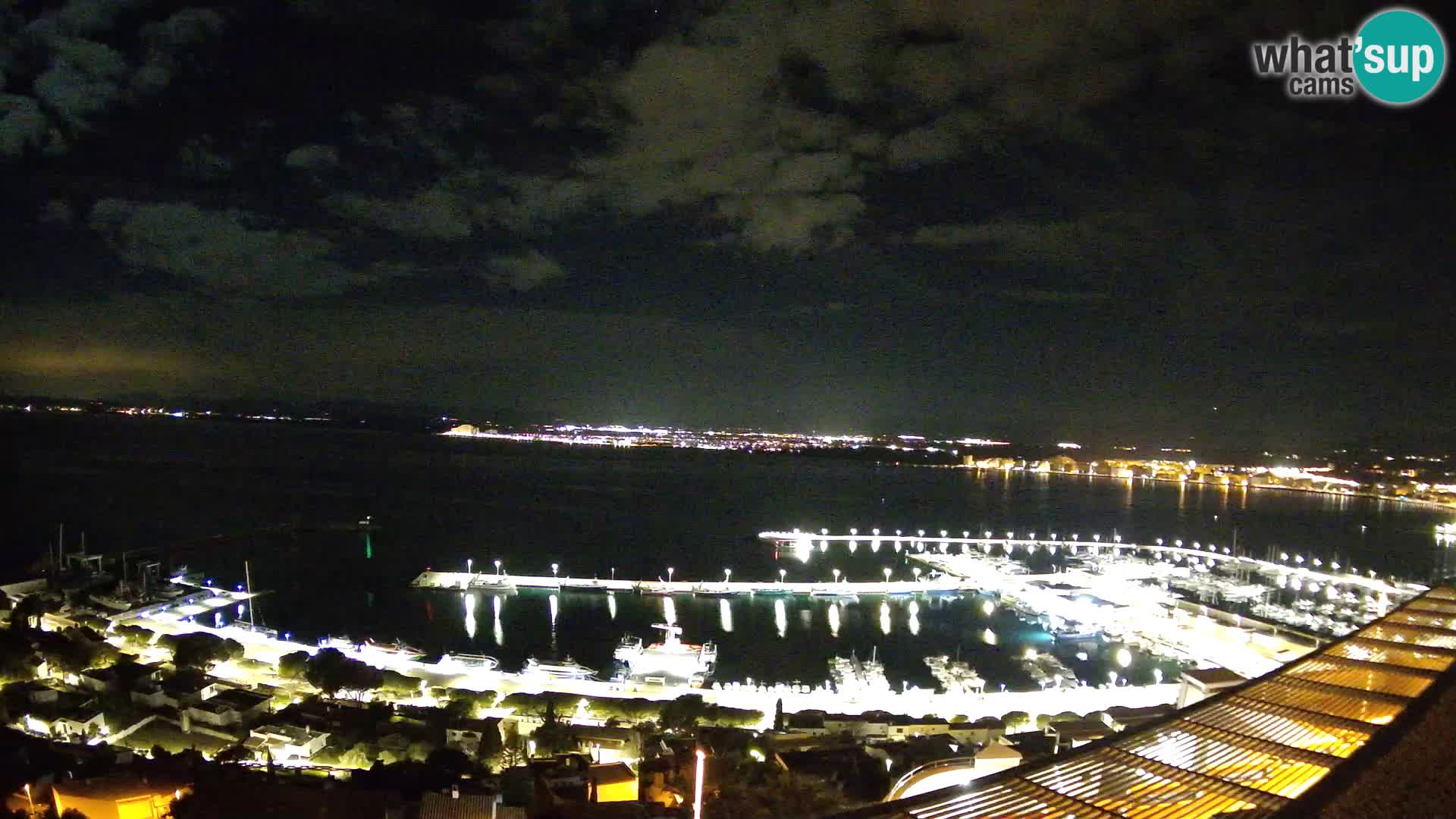 Roses – Ribiško pristanišče  in zaliv