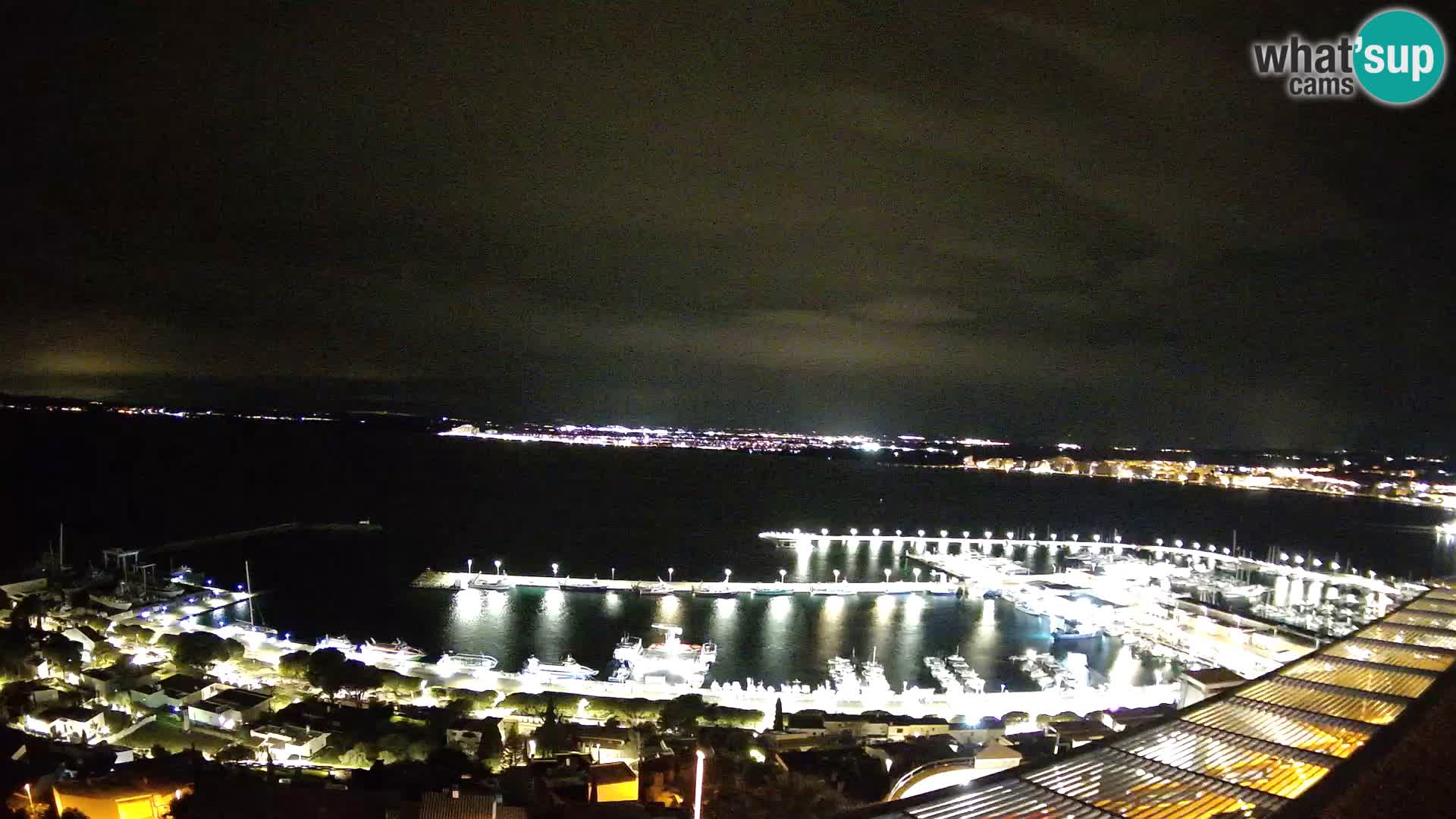 Livecam Hafen Roses –  Fischereihafen und die Bucht