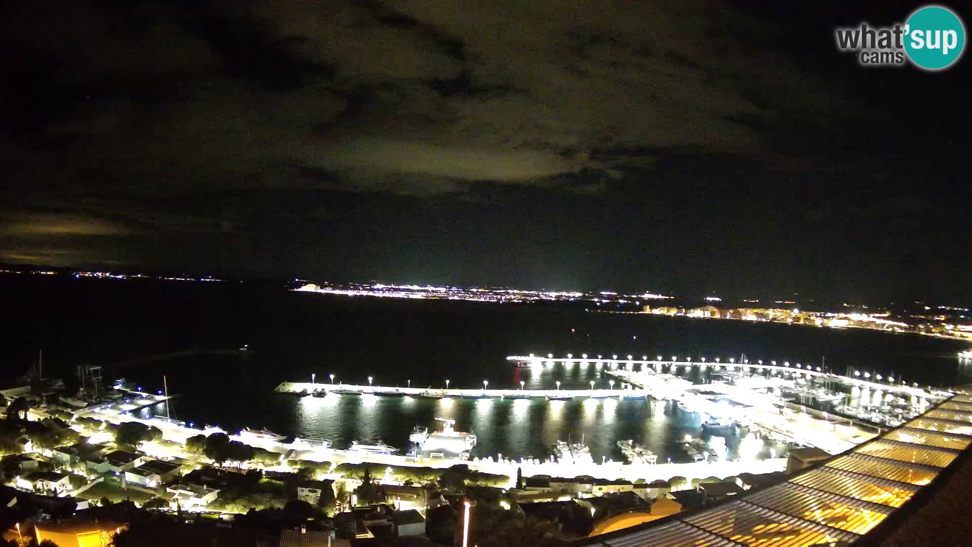 Livecam Hafen Roses –  Fischereihafen und die Bucht