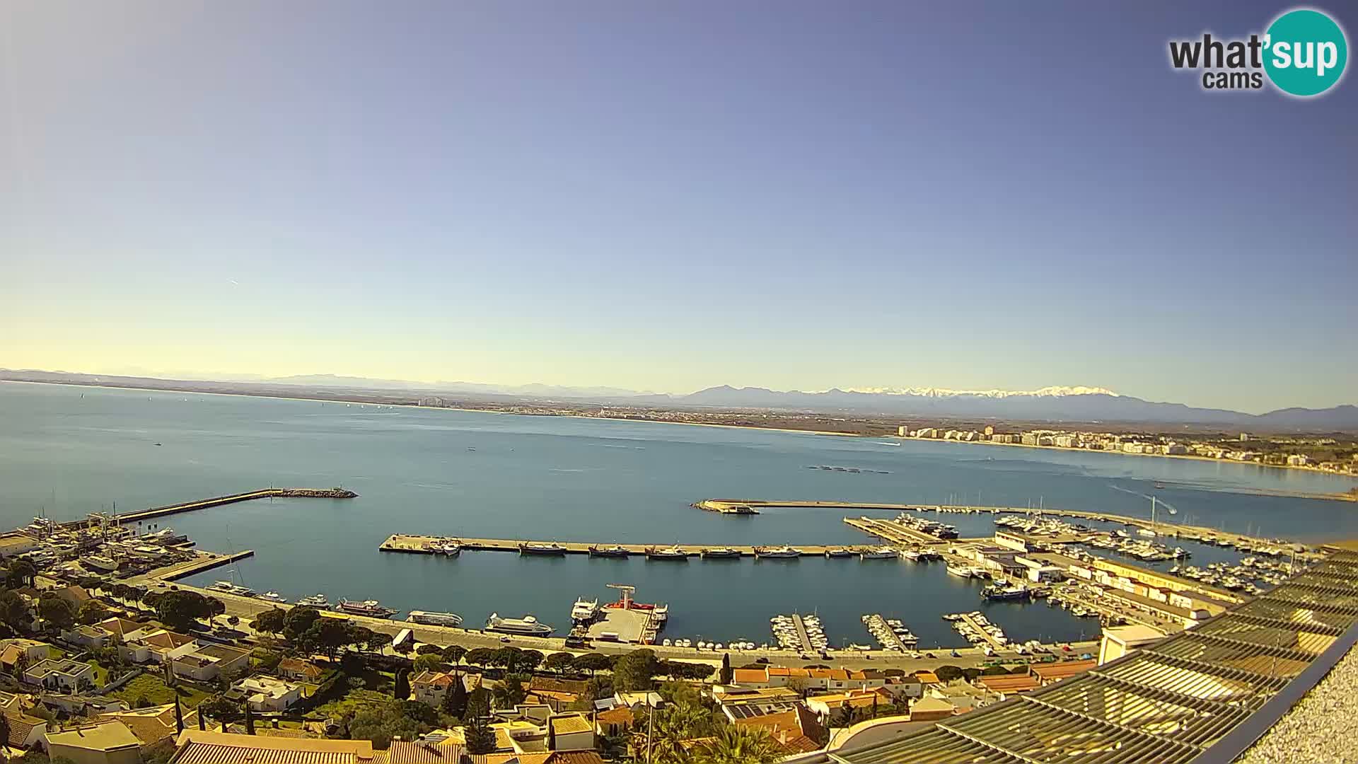 Livecam Hafen Roses –  Fischereihafen und die Bucht