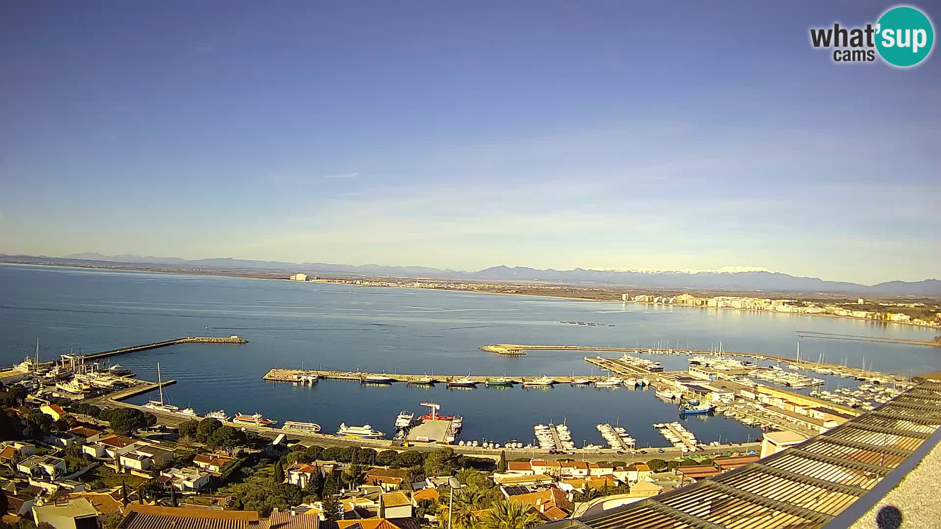 Roses –  Port de pêche  et la baie