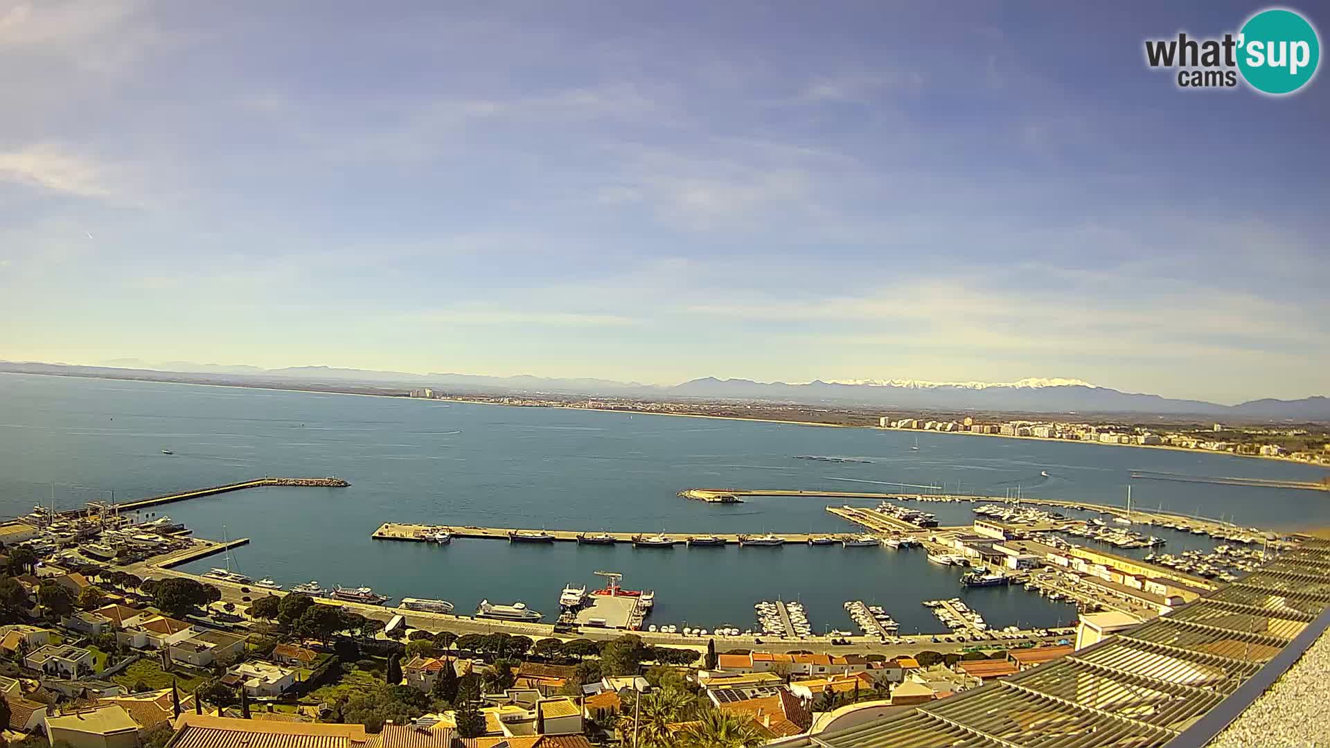 Roses – Puerto pesquero  y la bahía de Roses