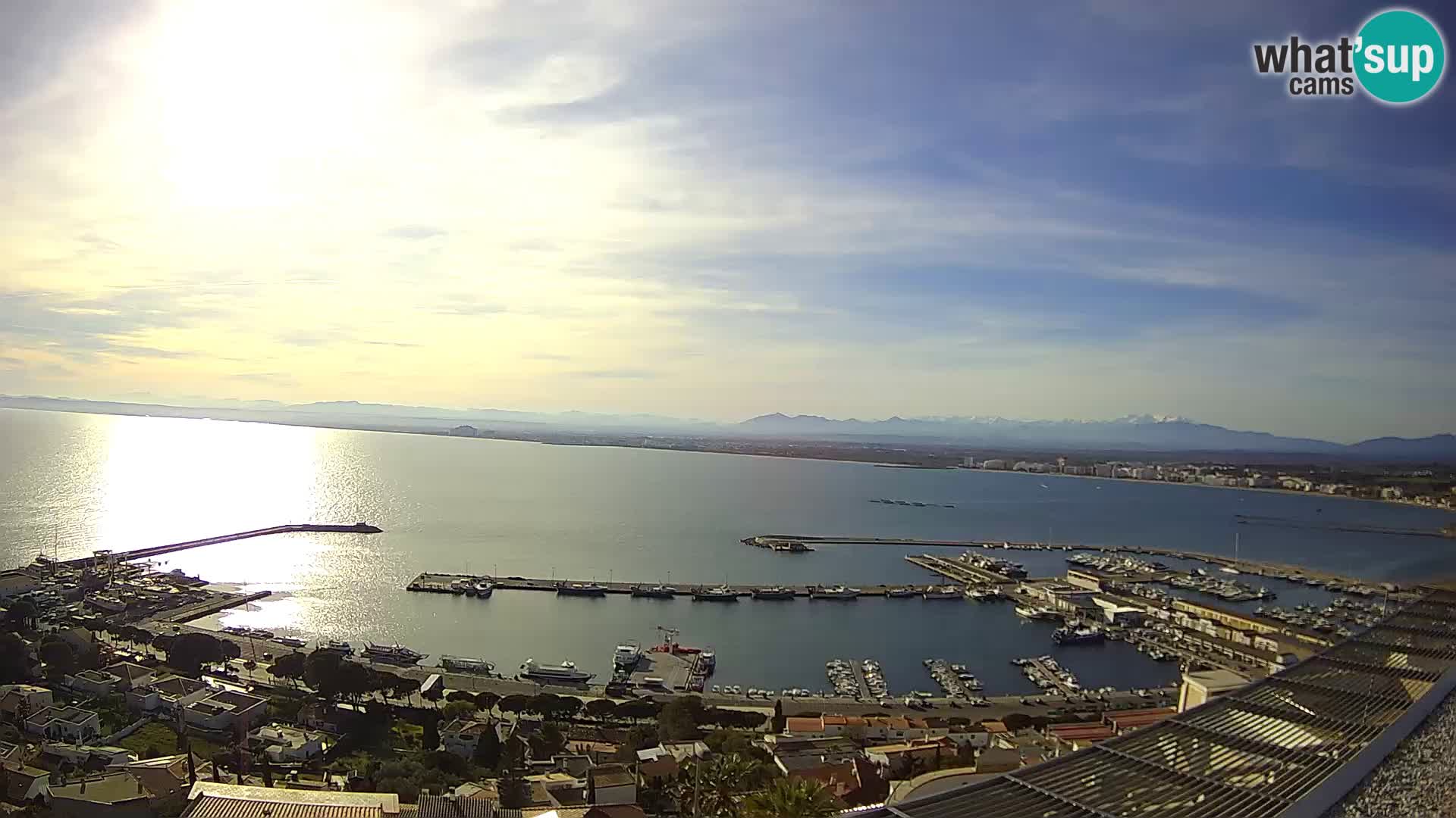 Roses – Puerto pesquero  y la bahía de Roses