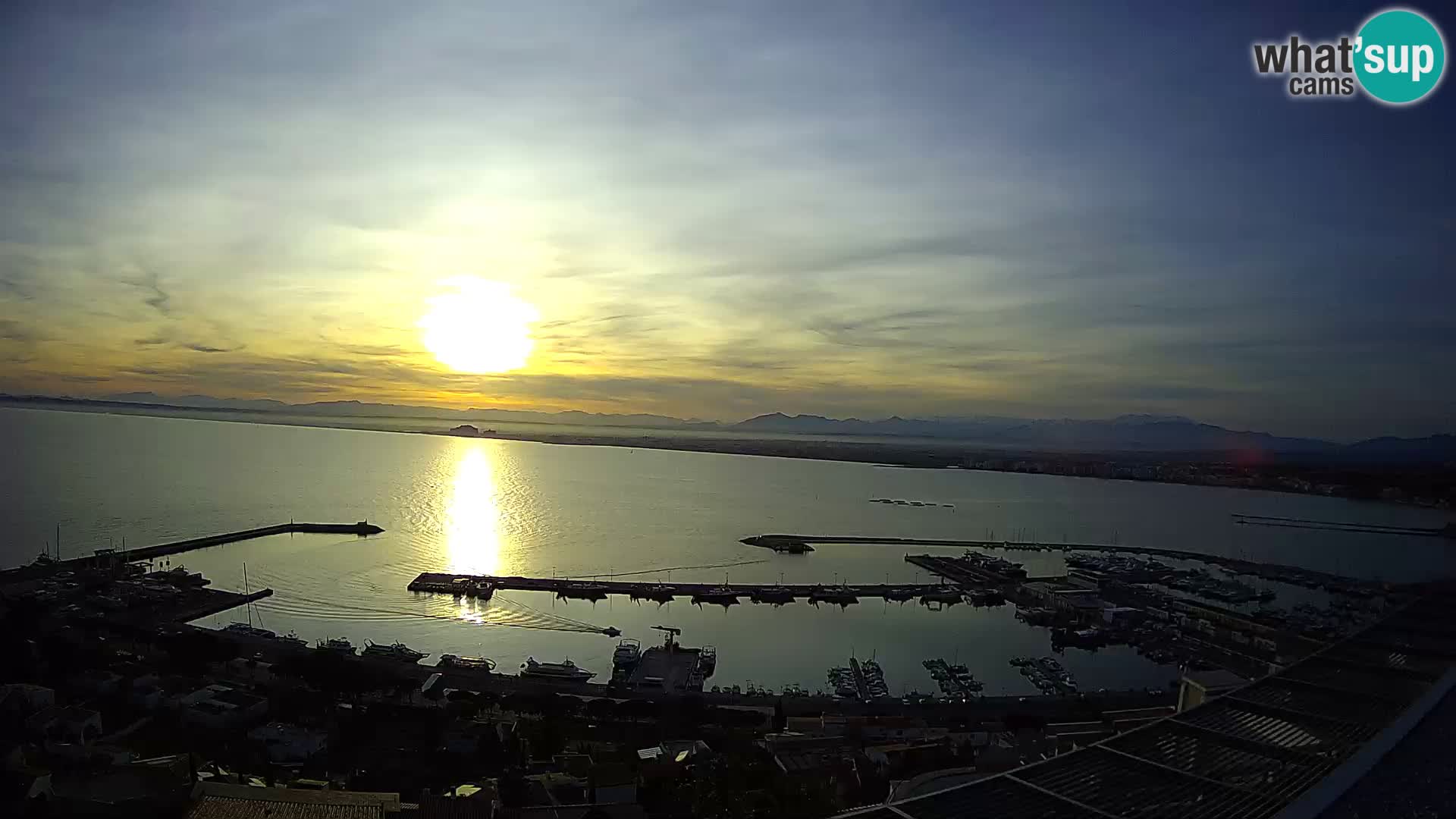 Roses – Puerto pesquero  y la bahía de Roses