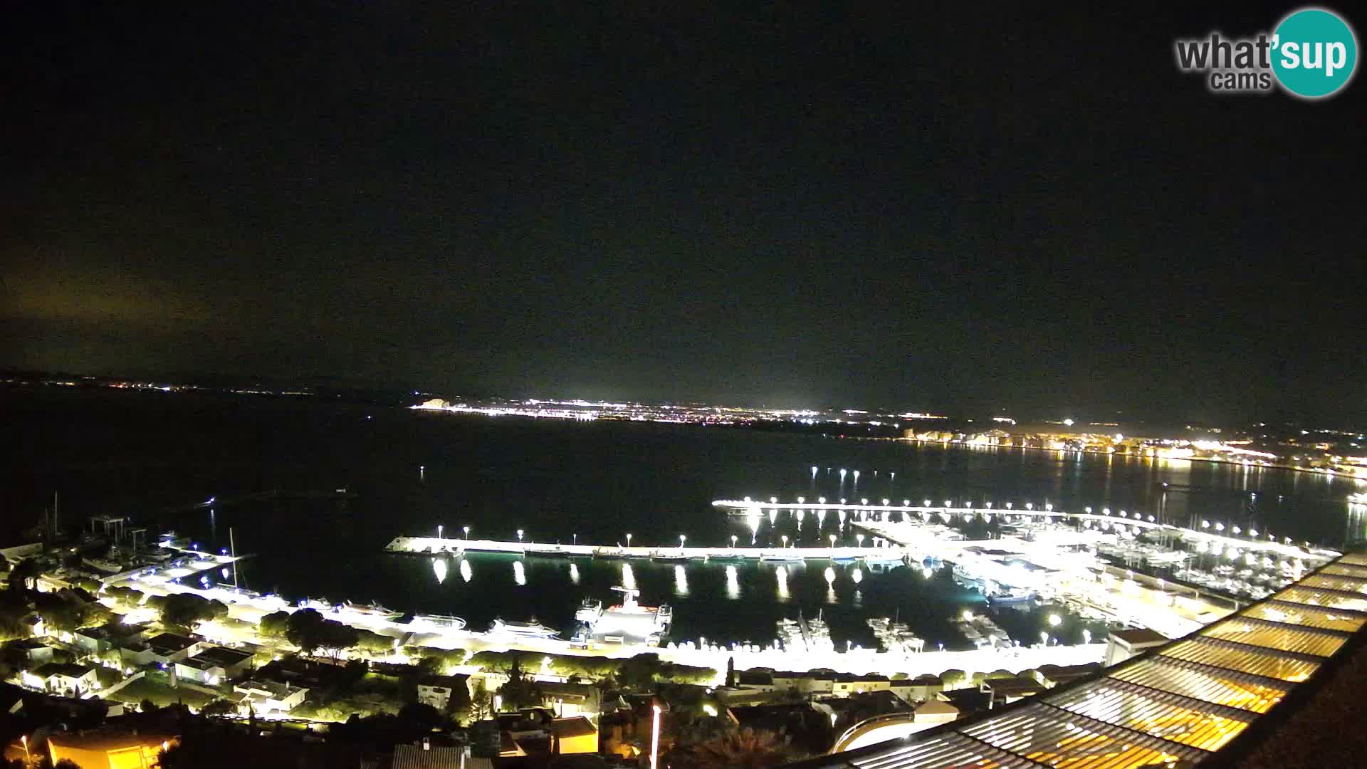 Livecam Hafen Roses –  Fischereihafen und die Bucht