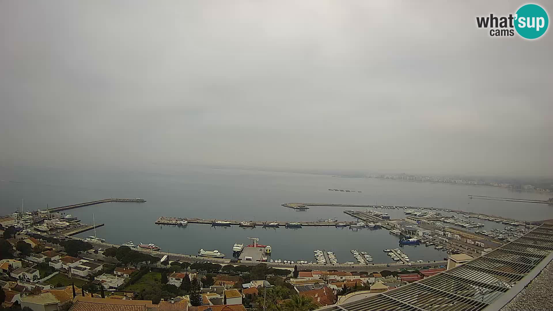 Roses – Puerto pesquero  y la bahía de Roses