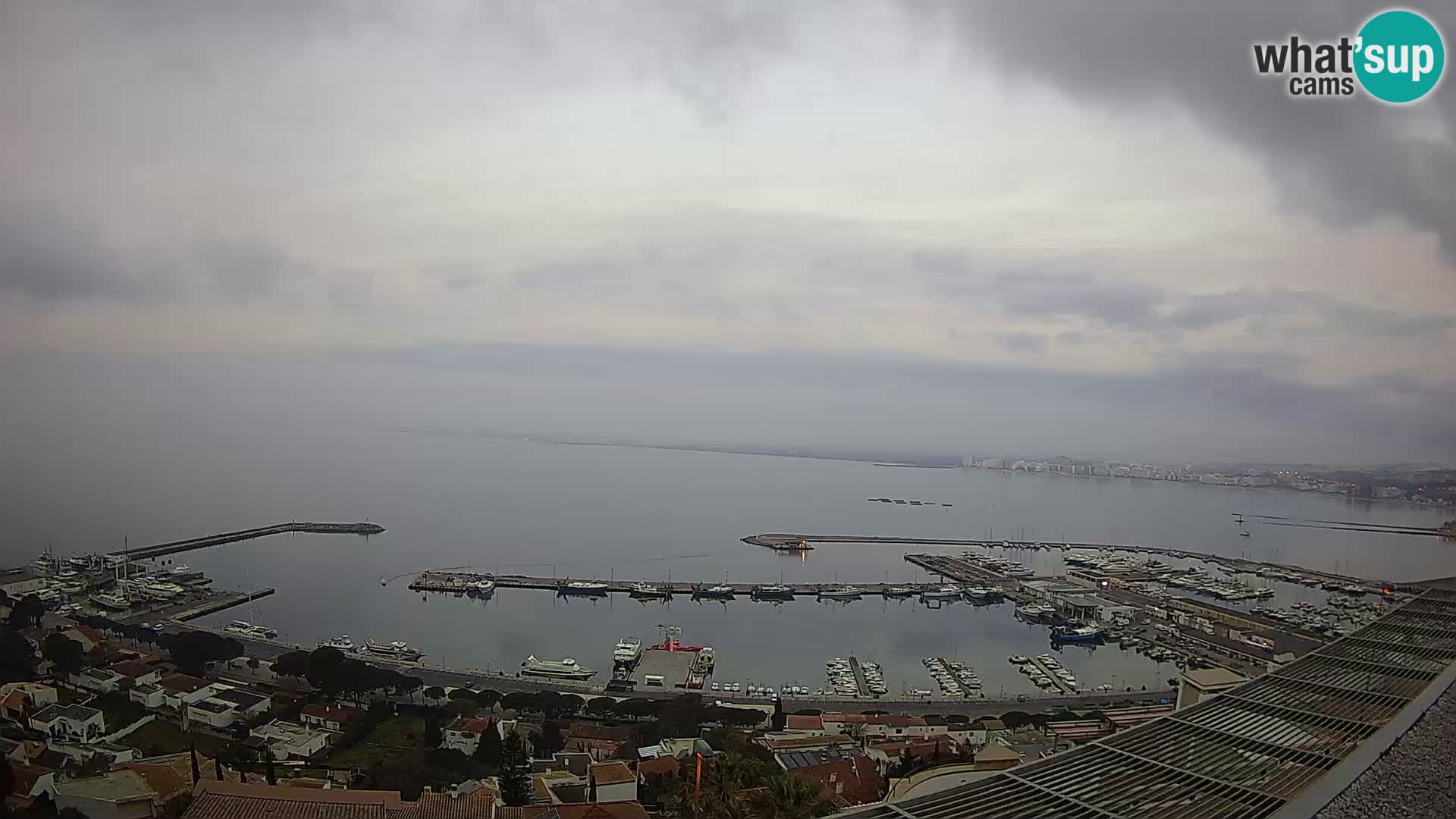 Roses – Porto di pesce e la baia