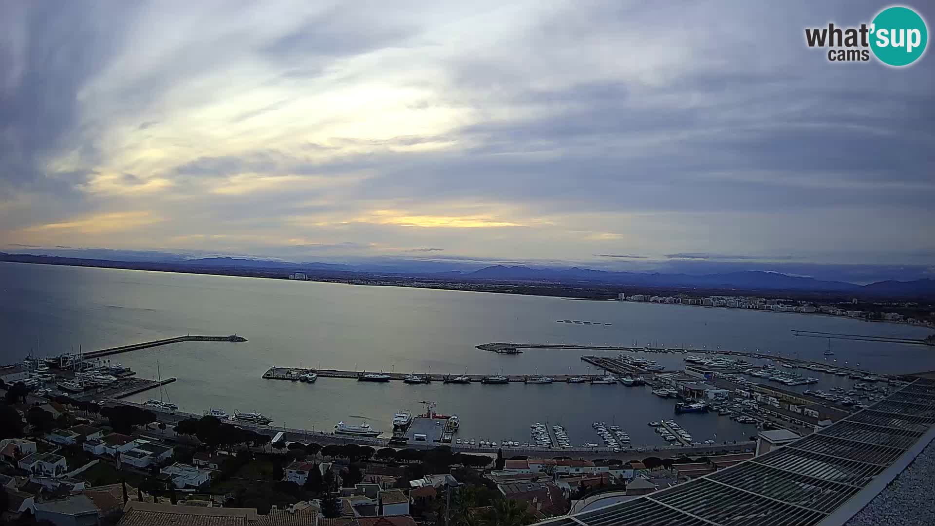 Roses – Puerto pesquero y la bahía de Roses