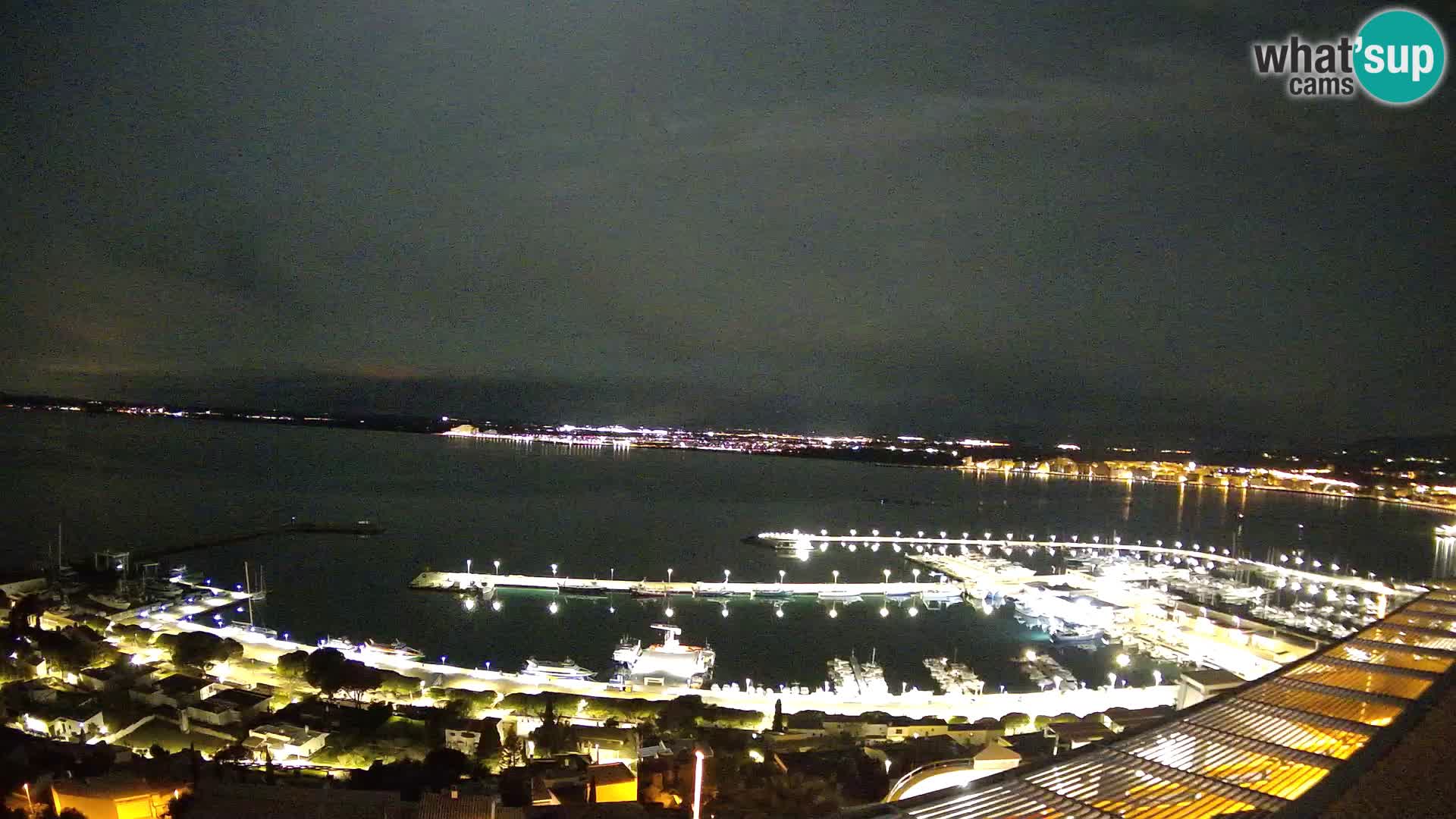 Roses – Puerto pesquero  y la bahía de Roses