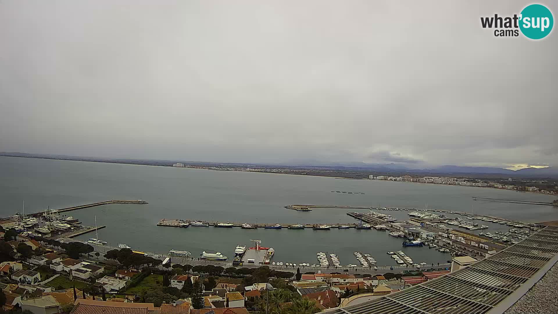 Roses –  Port de pêche  et la baie