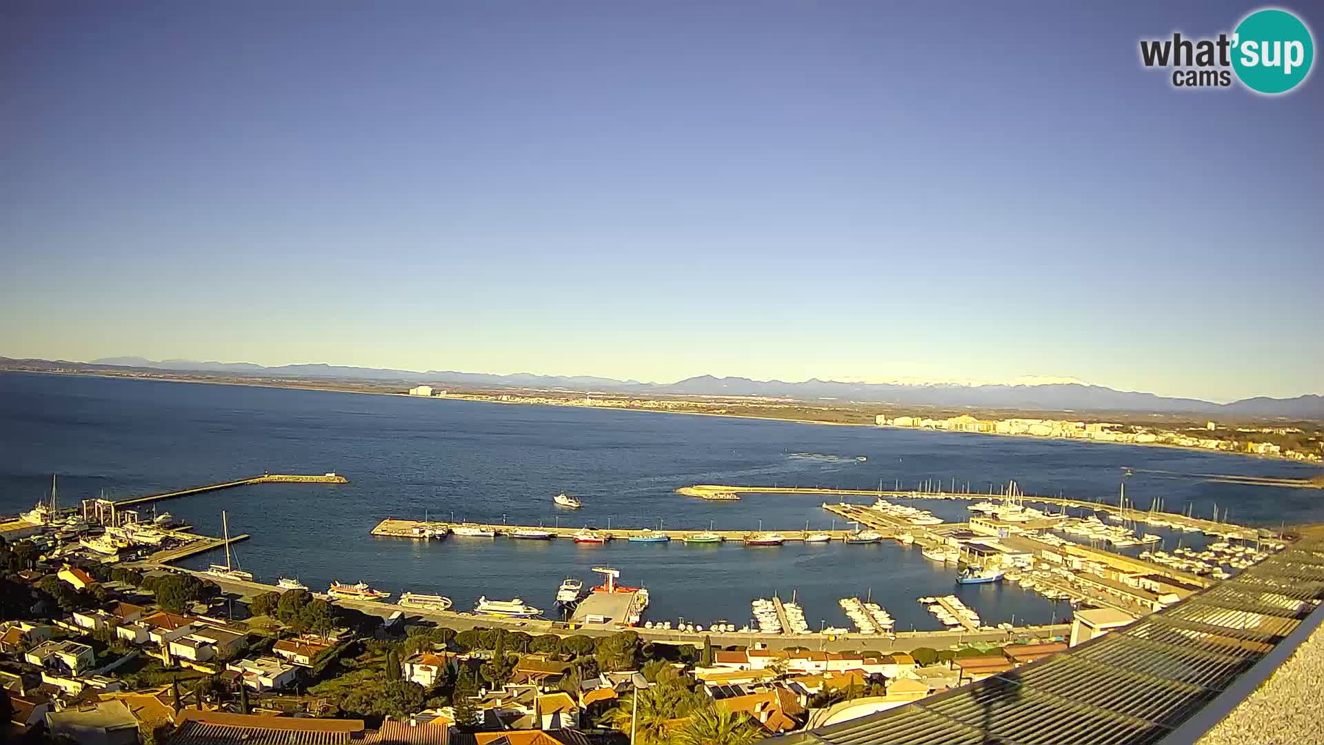 Roses –  Port de pêche  et la baie