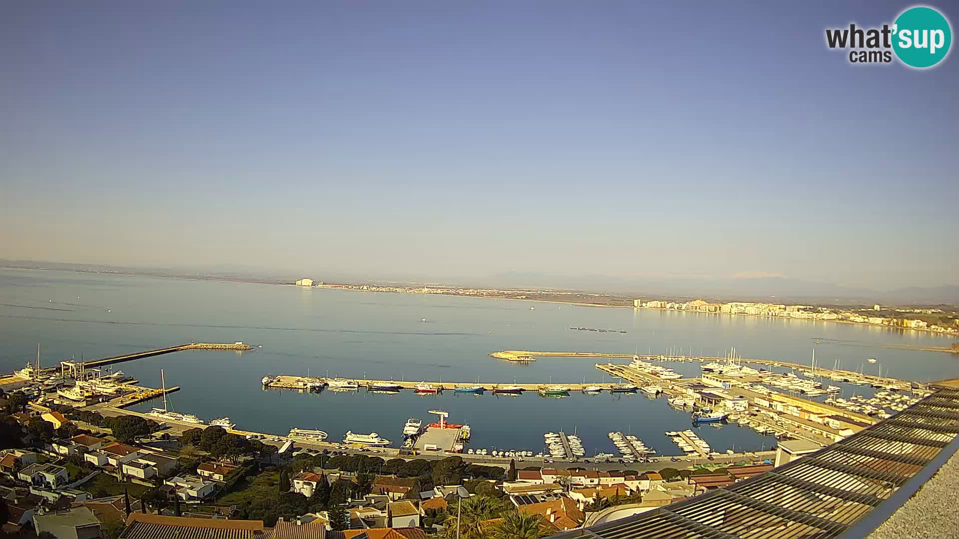 Roses – Puerto pesquero  y la bahía de Roses