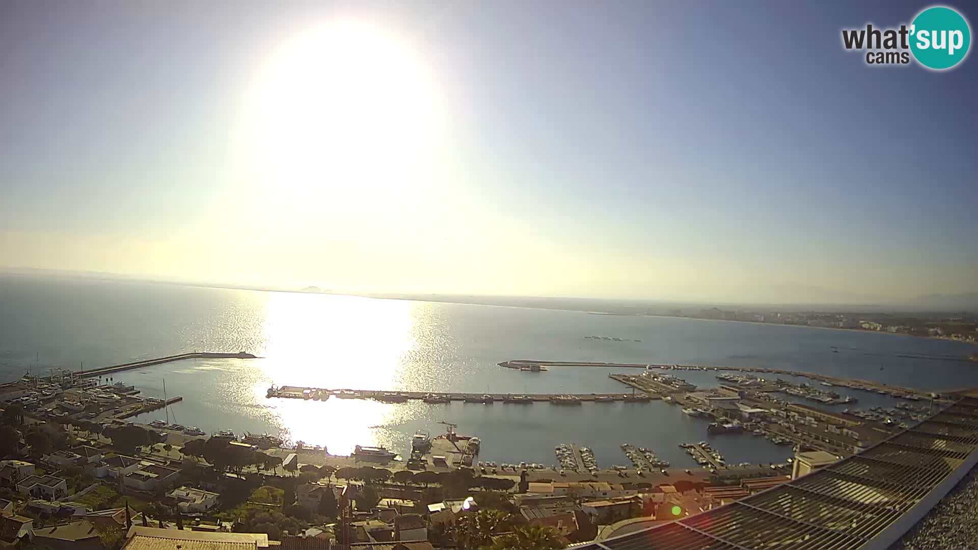 Livecam Hafen Roses –  Fischereihafen und die Bucht