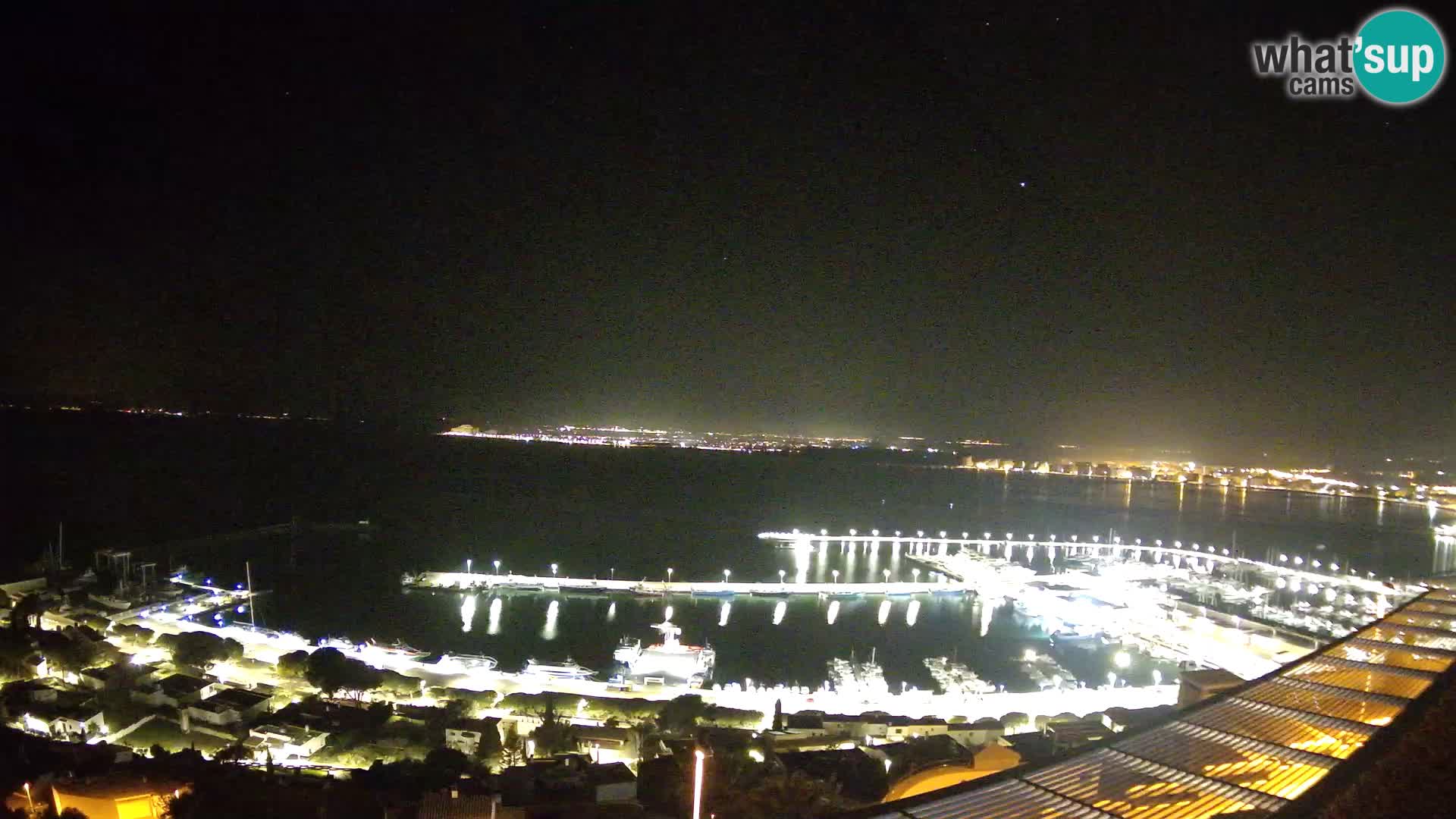 Roses – Puerto pesquero  y la bahía de Roses