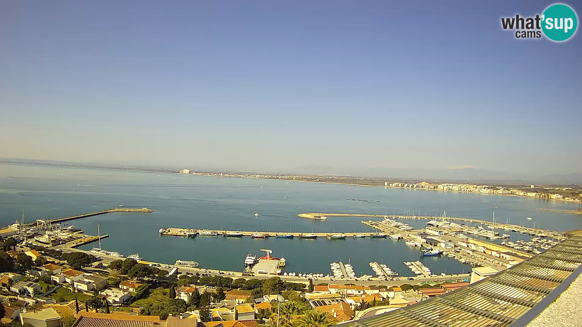 Livecam Hafen Roses –  Fischereihafen und die Bucht