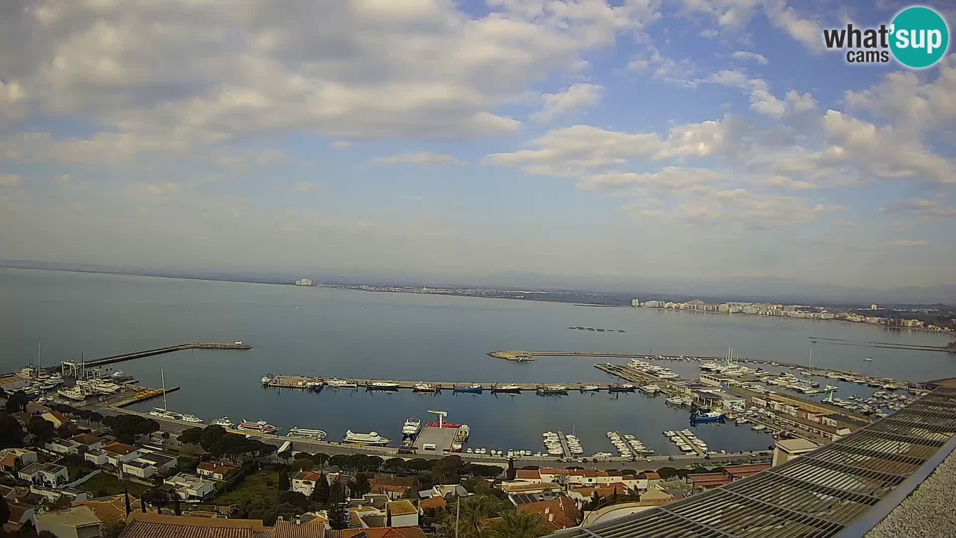 Livecam Hafen Roses –  Fischereihafen und die Bucht