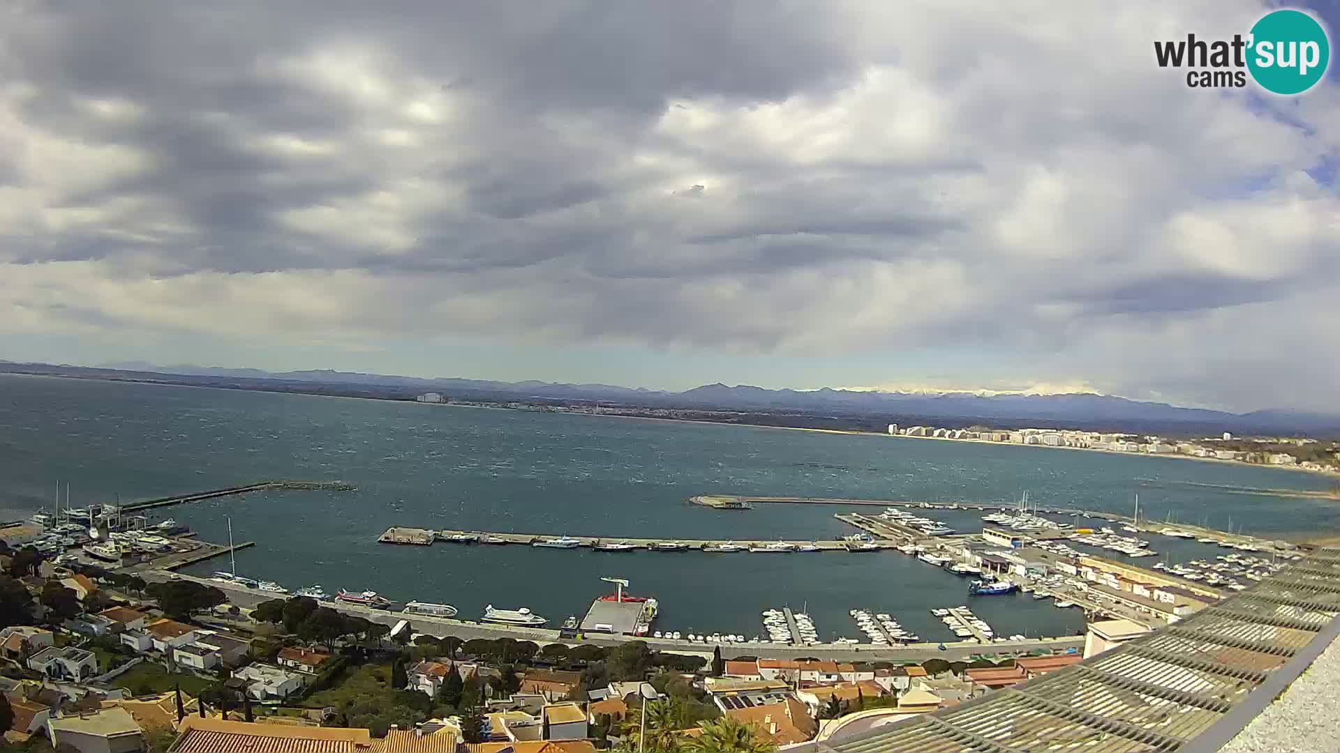 Roses –  Port de pêche  et la baie