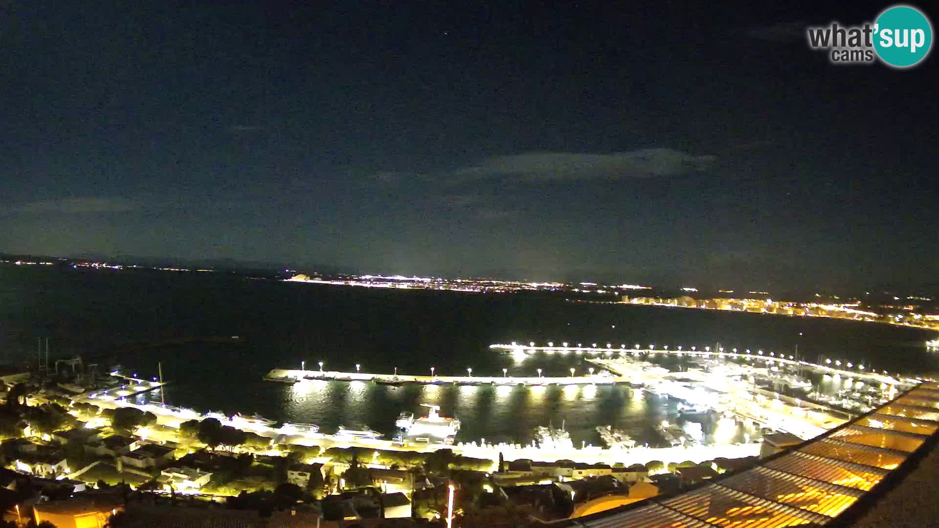 Roses – Ribiško pristanišče  in zaliv