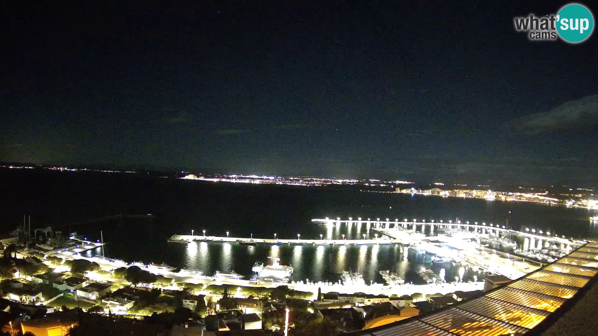 Roses –  Port de pêche  et la baie