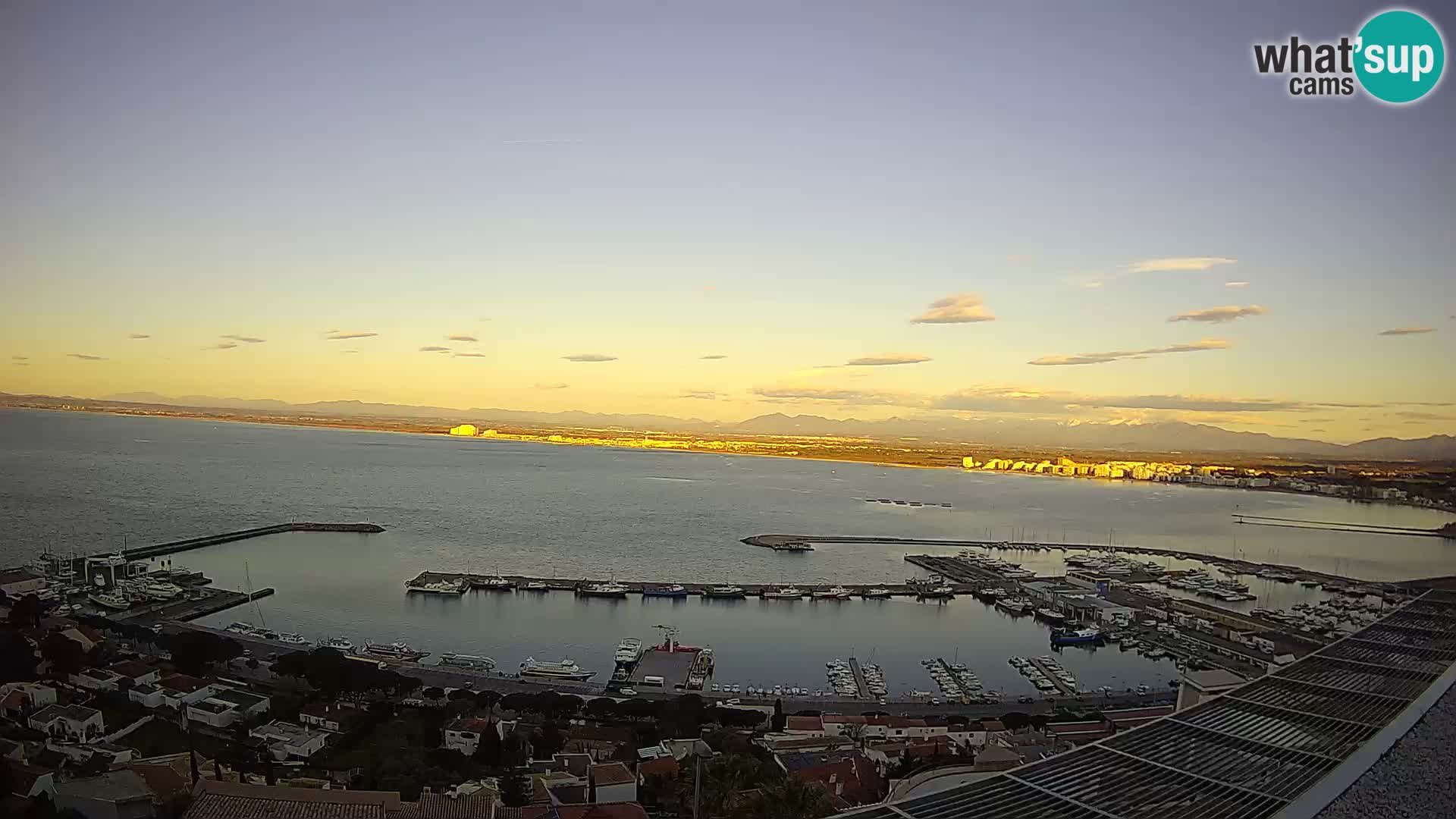 Roses –  Port de pêche  et la baie