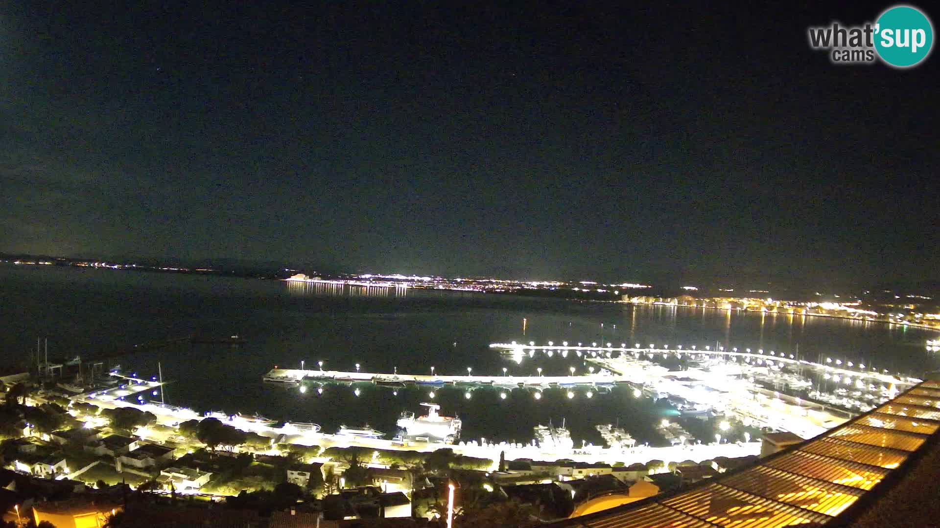 Roses – Ribiško pristanišče  in zaliv