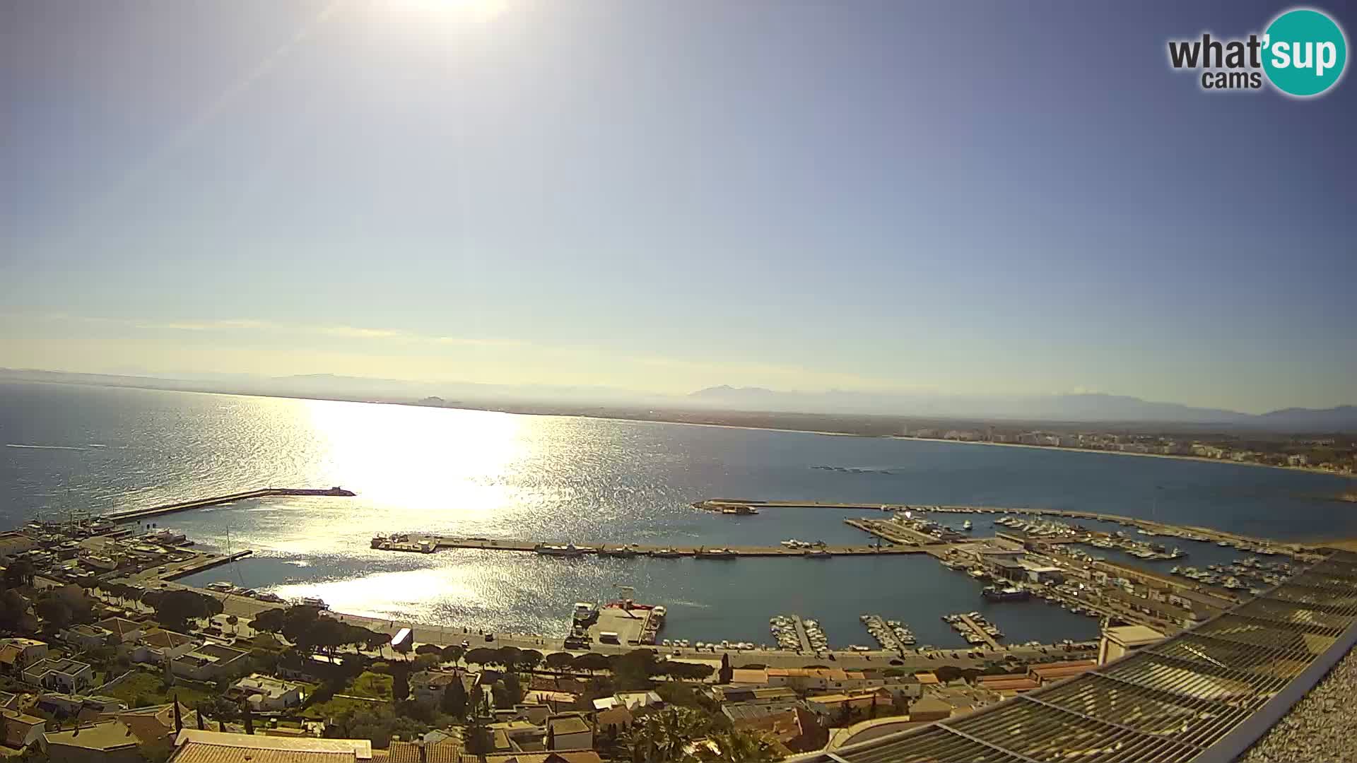 Livecam Hafen Roses –  Fischereihafen und die Bucht