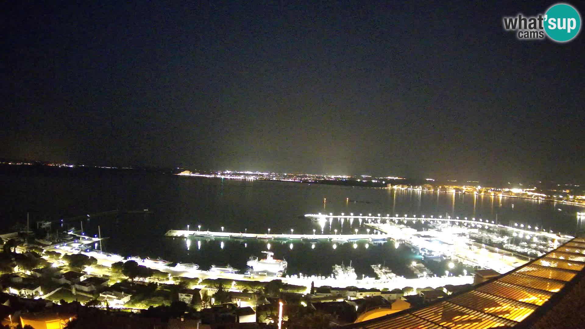 Roses – Ribiško pristanišče  in zaliv