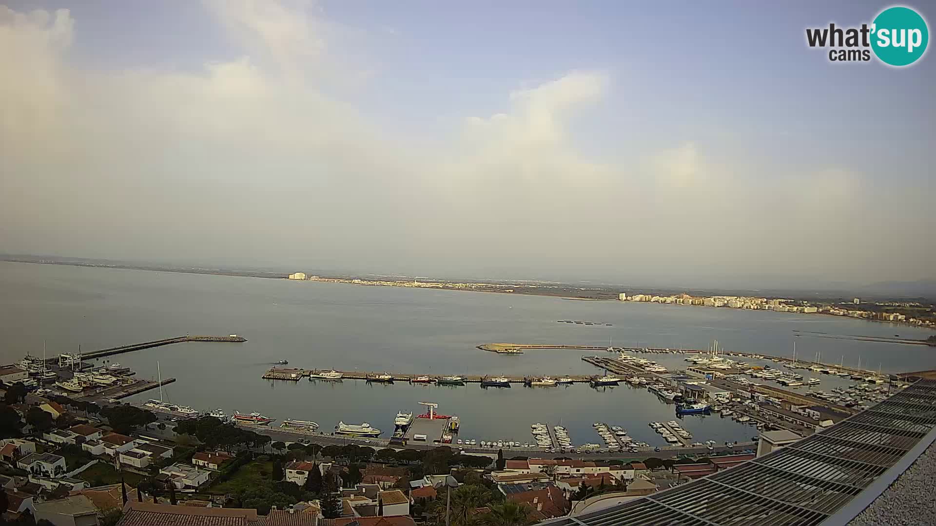 Roses – Puerto pesquero  y la bahía de Roses