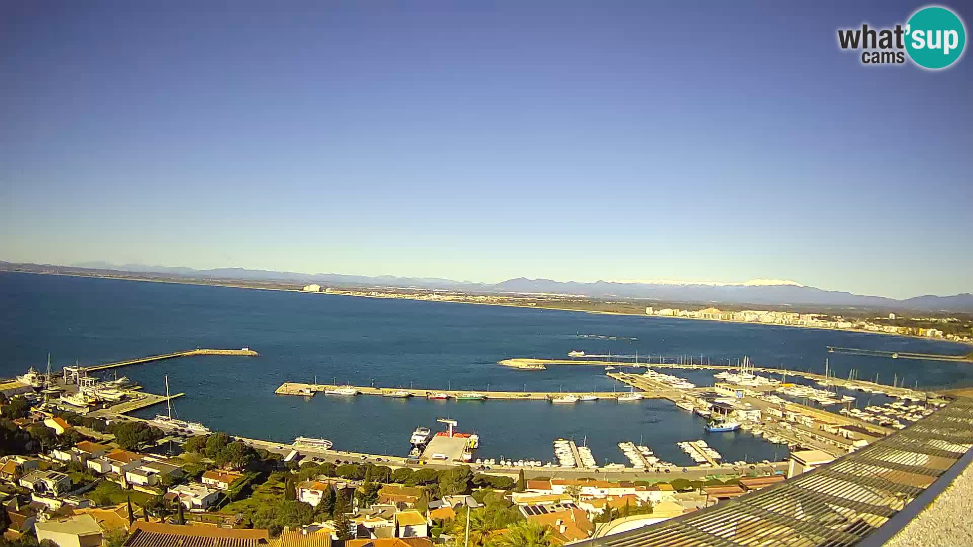 Roses – Puerto pesquero  y la bahía de Roses