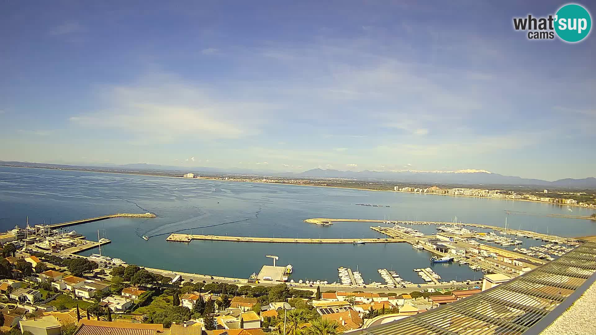 Roses – Puerto pesquero  y la bahía de Roses