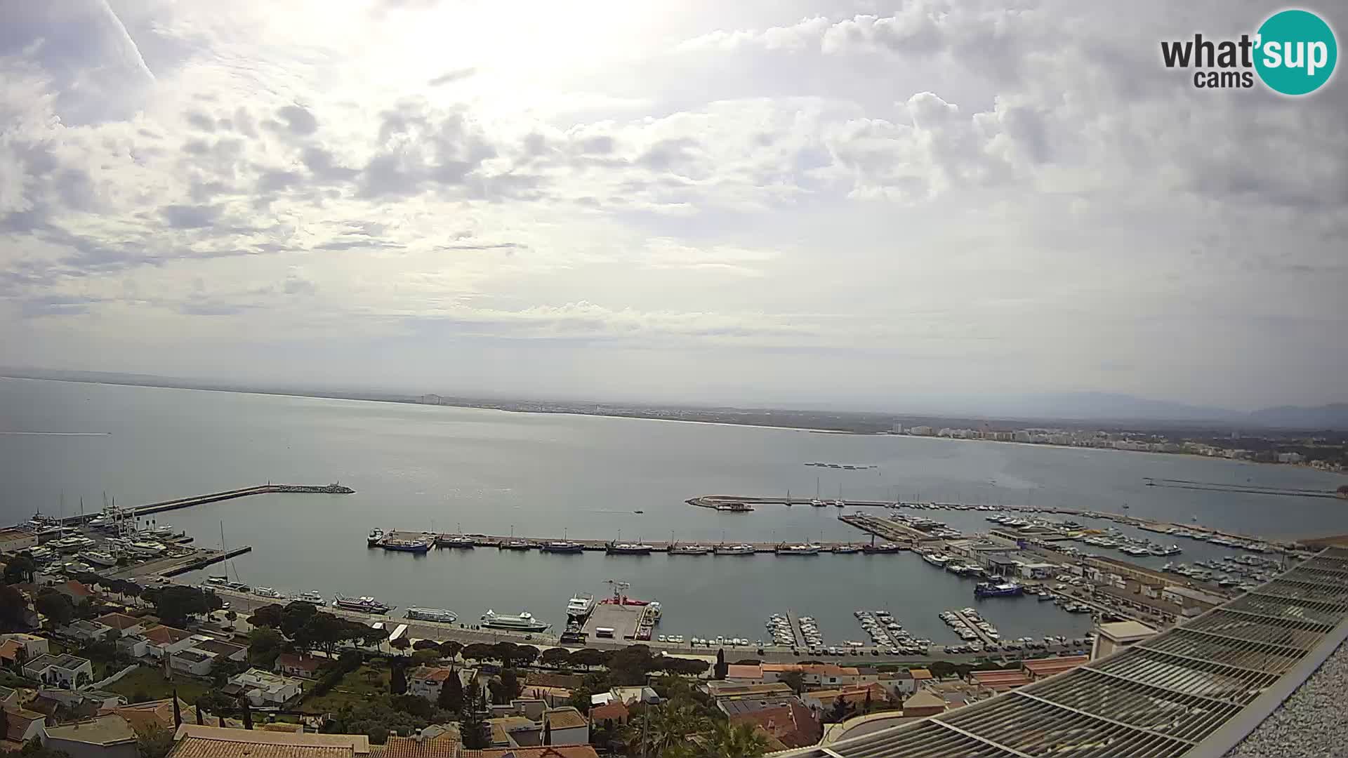 Roses – Puerto pesquero  y la bahía de Roses
