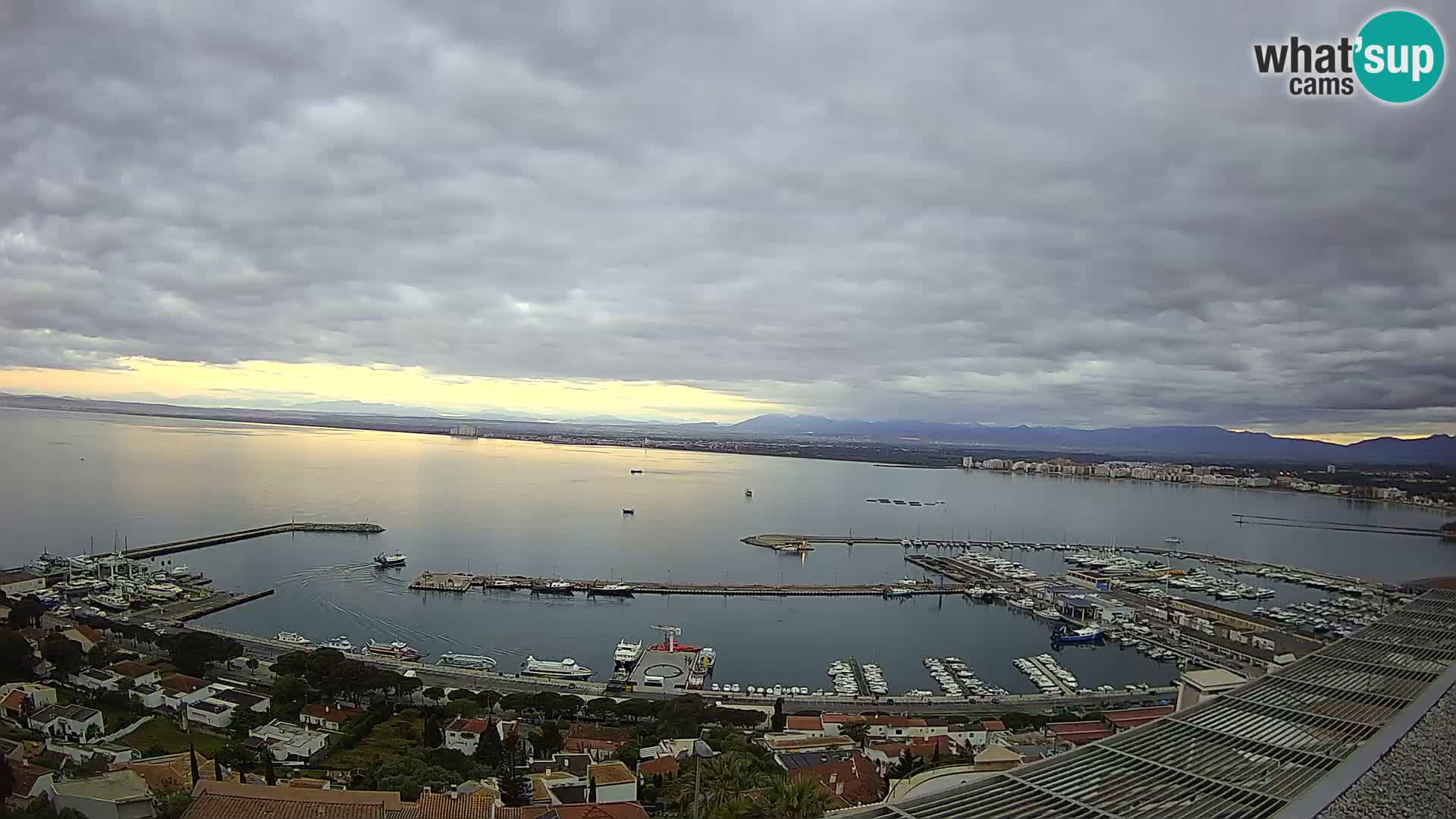 Live cam Port of Roses – Costa Brava