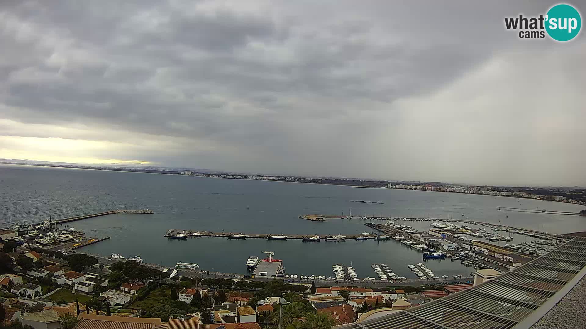 Roses – Puerto pesquero  y la bahía de Roses