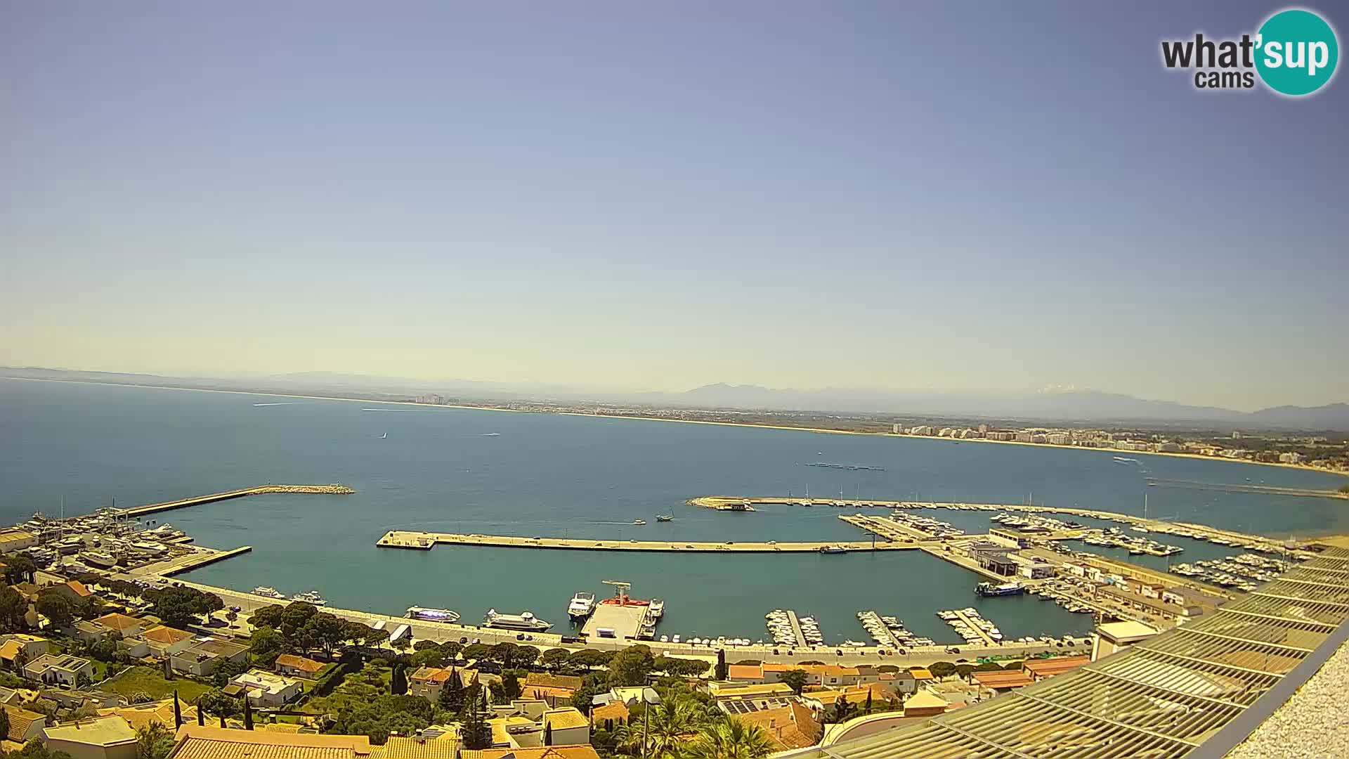 Livecam Hafen Roses –  Fischereihafen und die Bucht