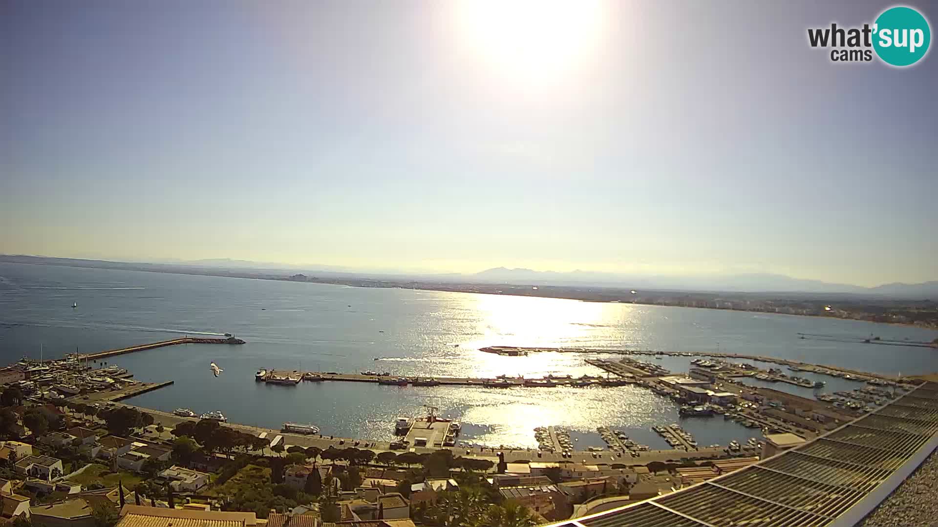 Roses – Puerto pesquero  y la bahía de Roses