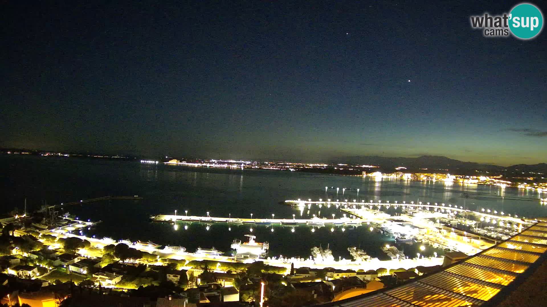 Roses – Puerto pesquero  y la bahía de Roses