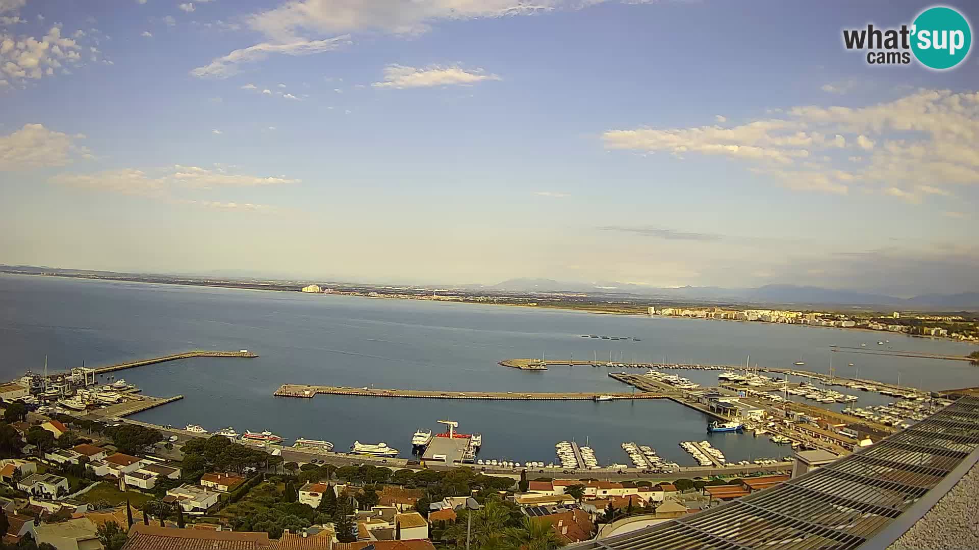 Roses – Puerto pesquero  y la bahía de Roses