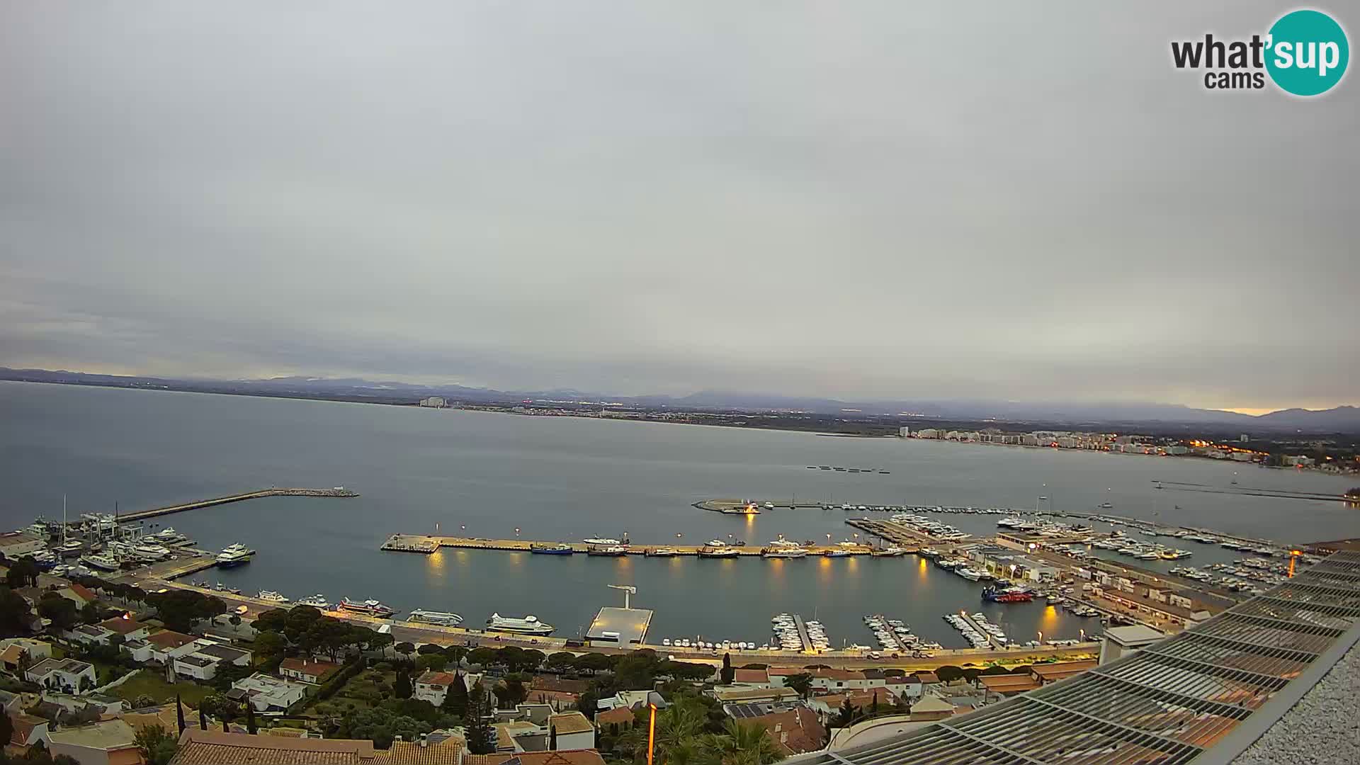 Roses – Porto di pesce e la baia
