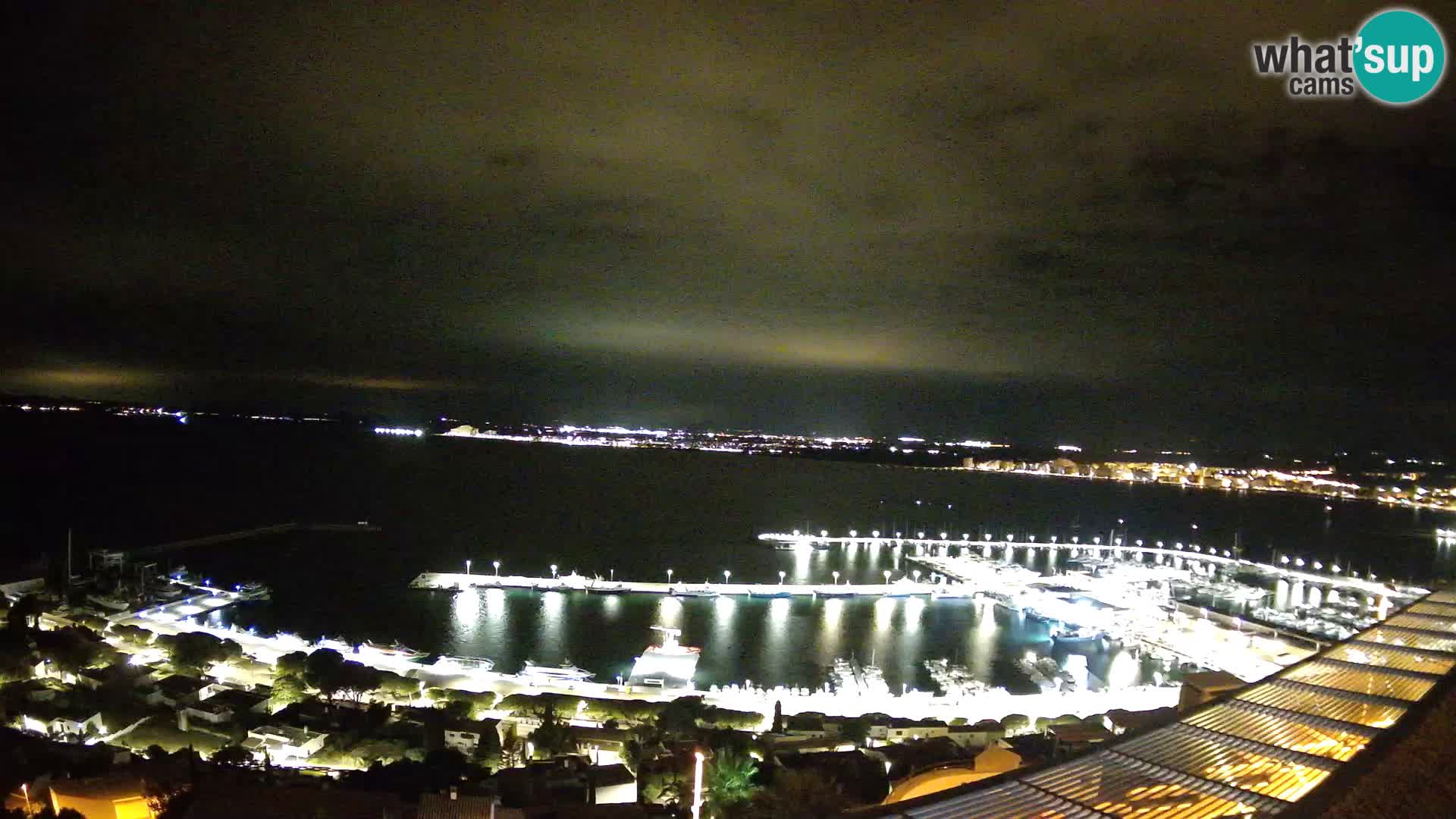 Livecam Hafen Roses –  Fischereihafen und die Bucht