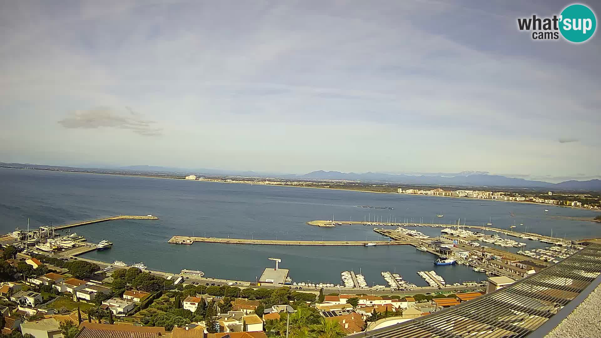 Roses – Puerto pesquero  y la bahía de Roses