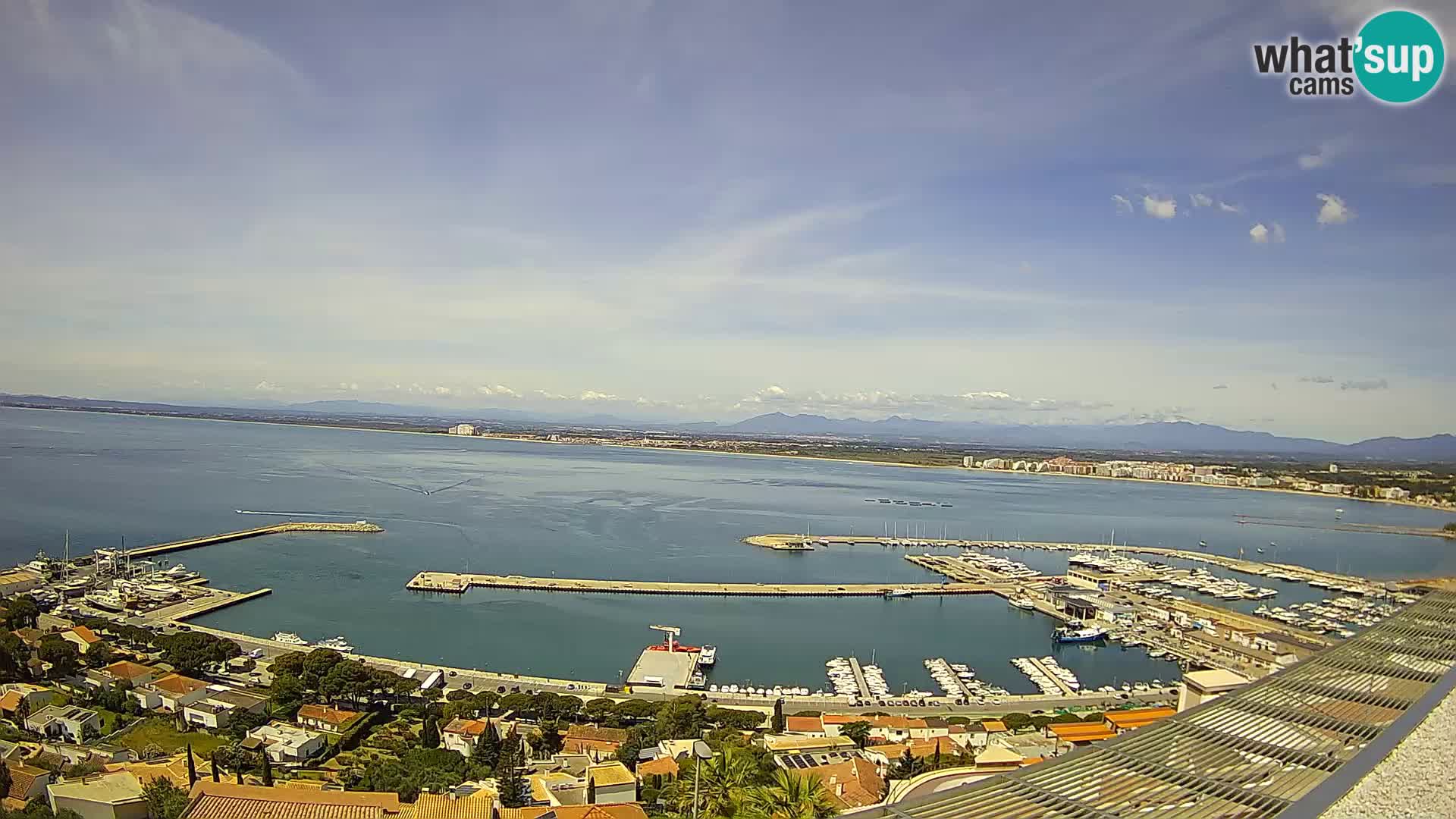 Livecam Hafen Roses –  Fischereihafen und die Bucht