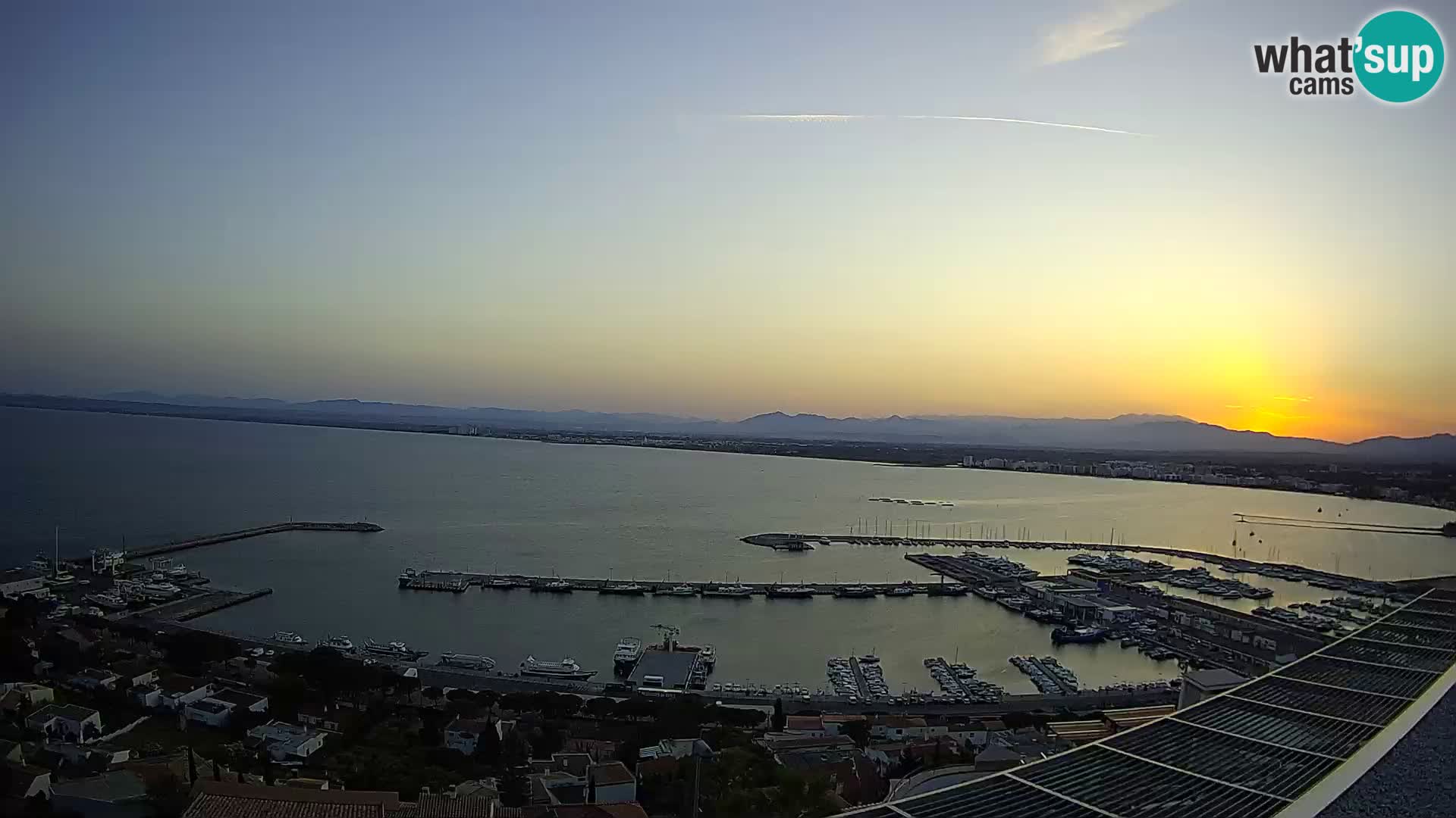 Livecam Hafen Roses –  Fischereihafen und die Bucht