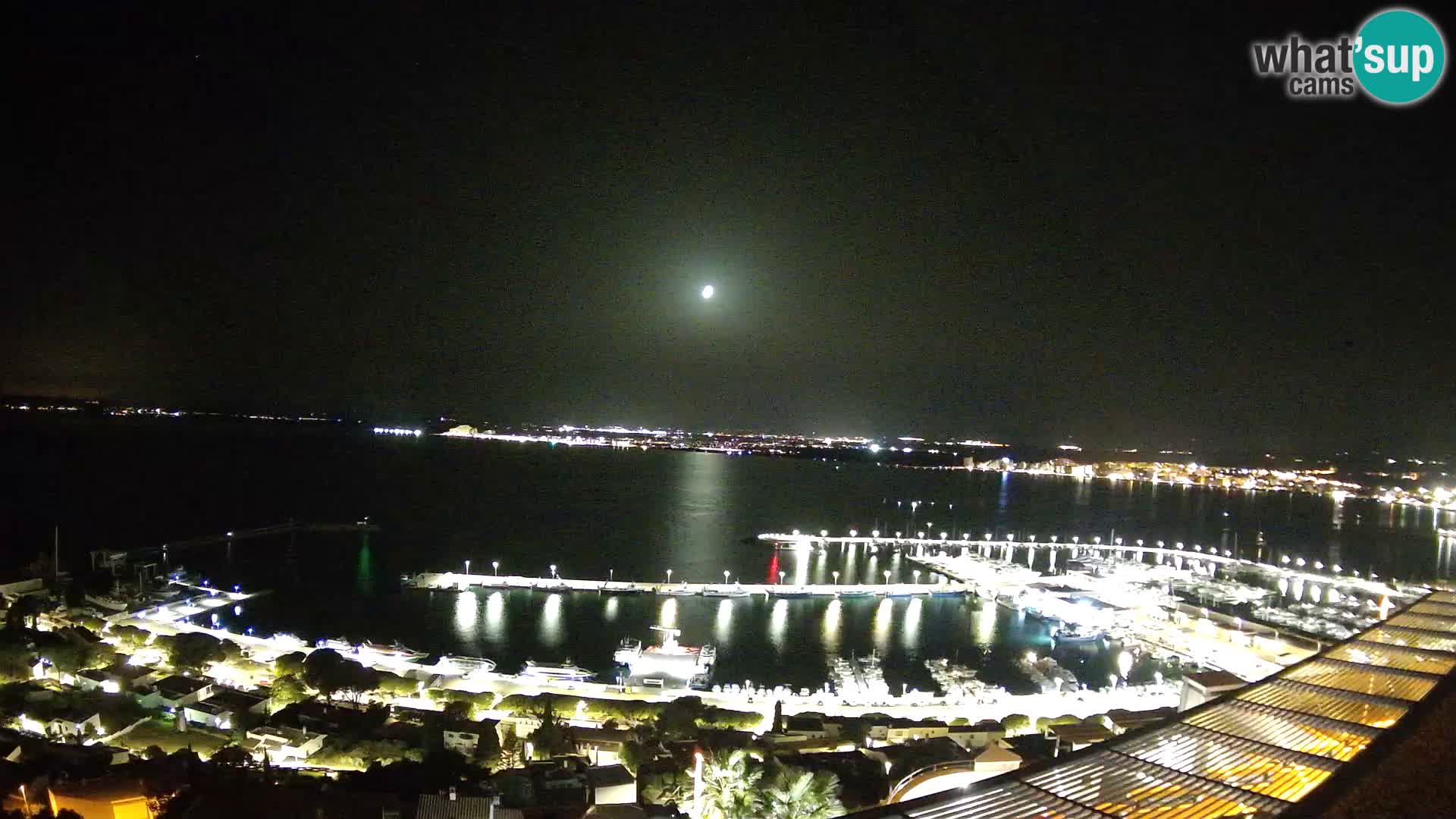 Livecam Hafen Roses –  Fischereihafen und die Bucht