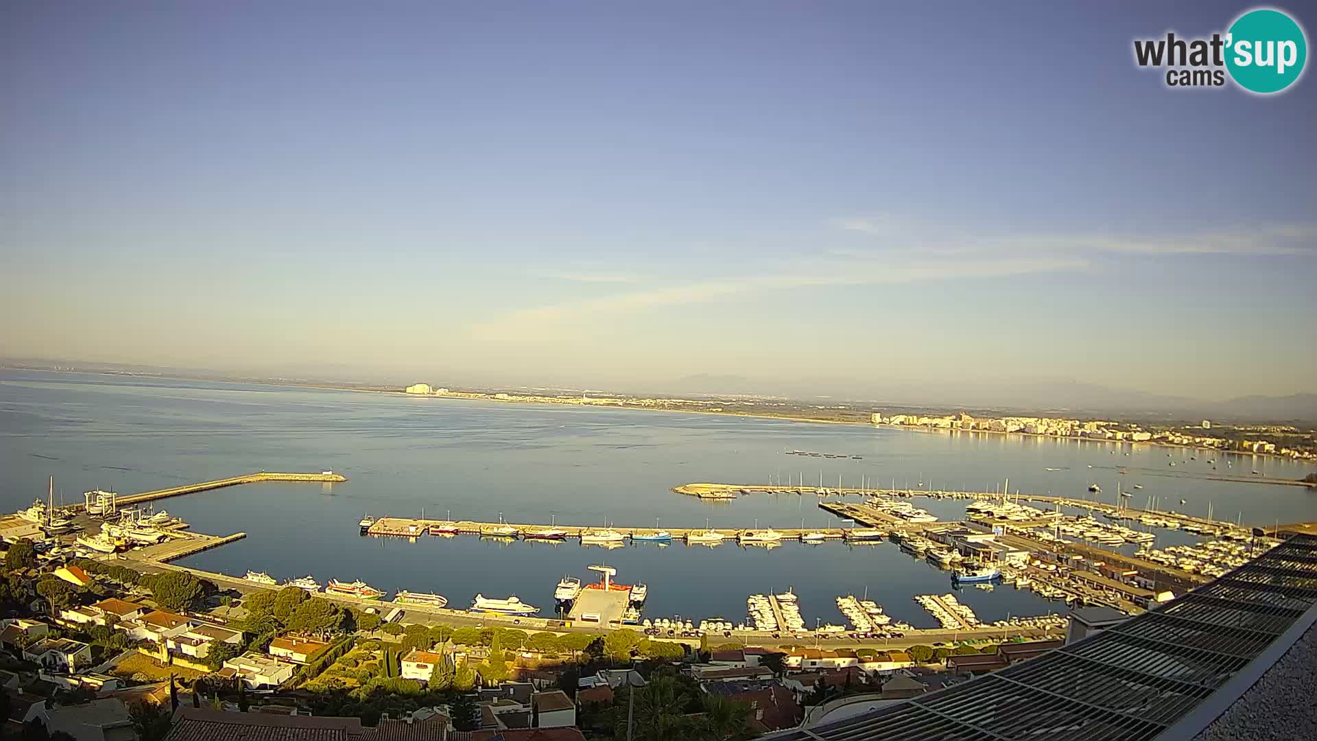 Roses – Puerto pesquero  y la bahía de Roses