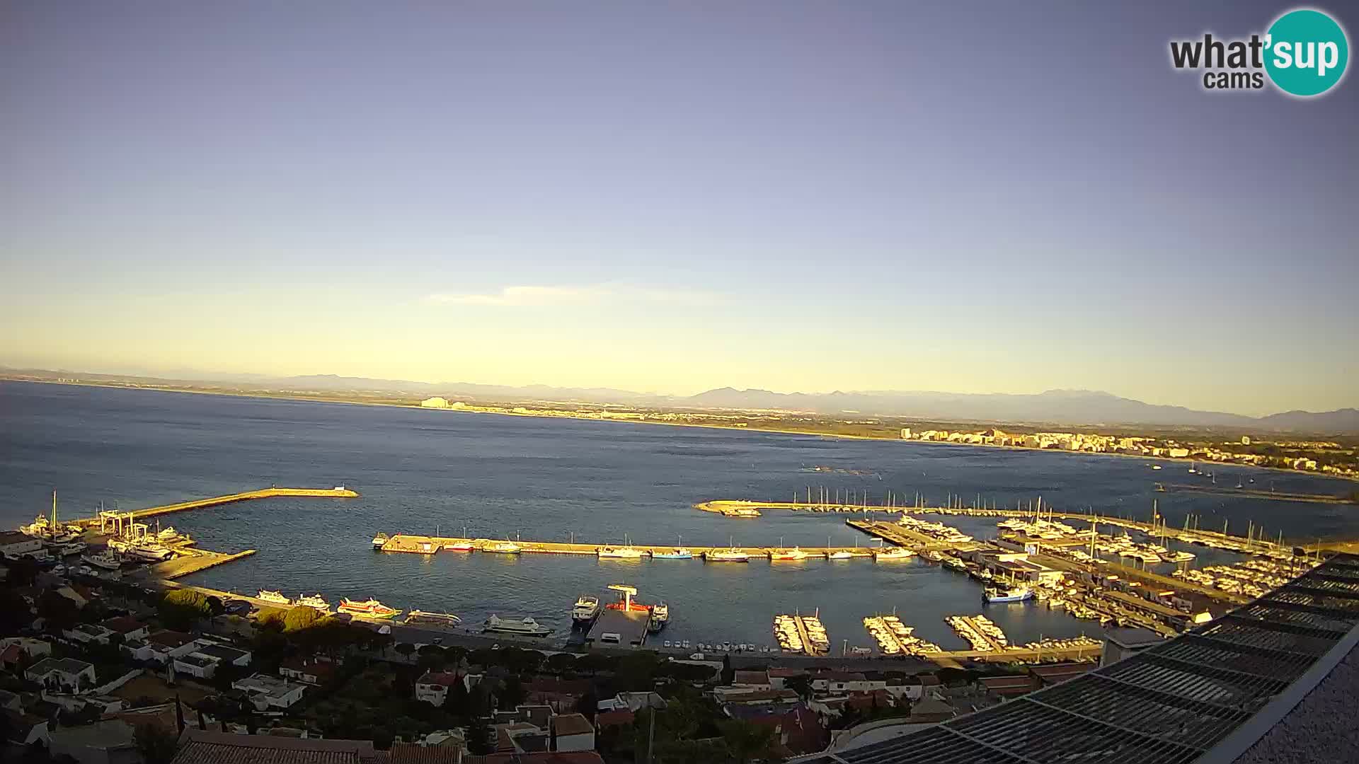 Livecam Hafen Roses – Fischereihafen und die Bucht